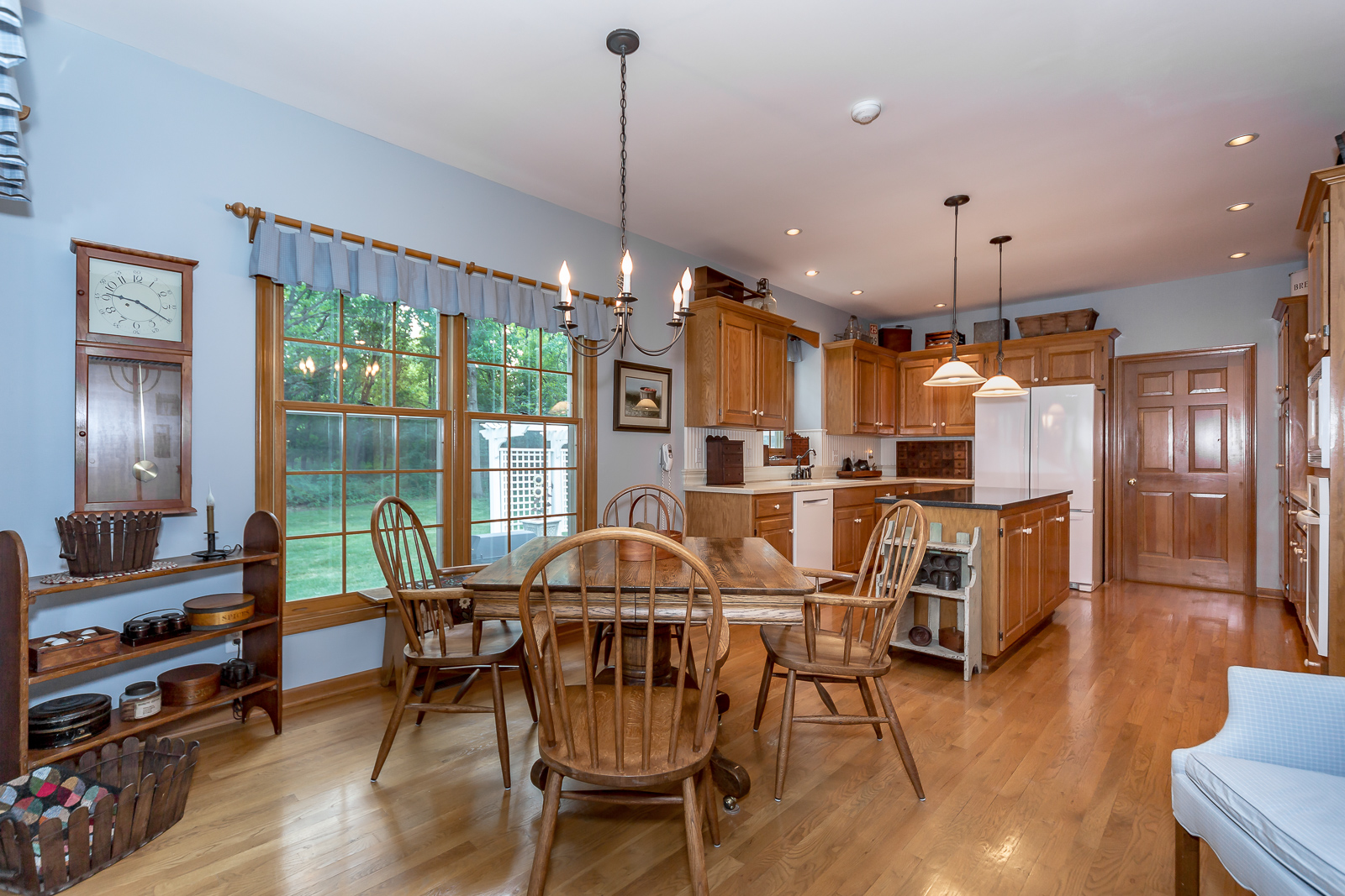 11857 Larsen St - Web-116.jpg