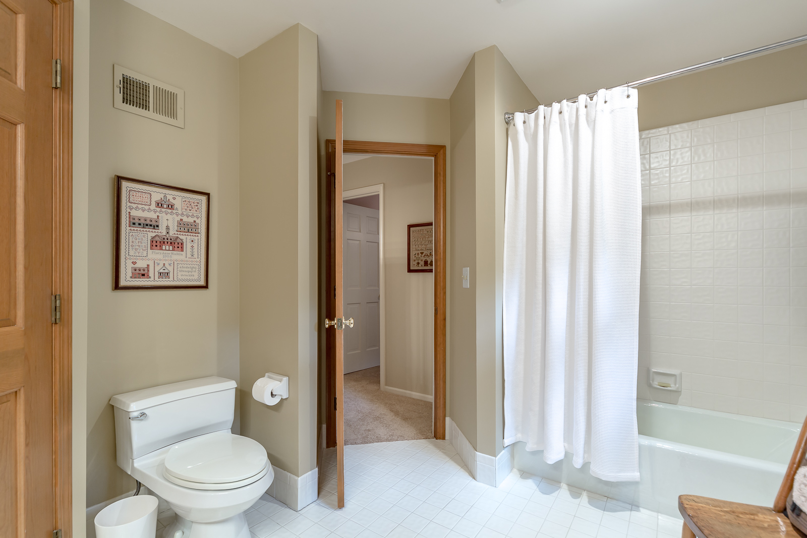 11857 Larsen St - Web-133.jpg