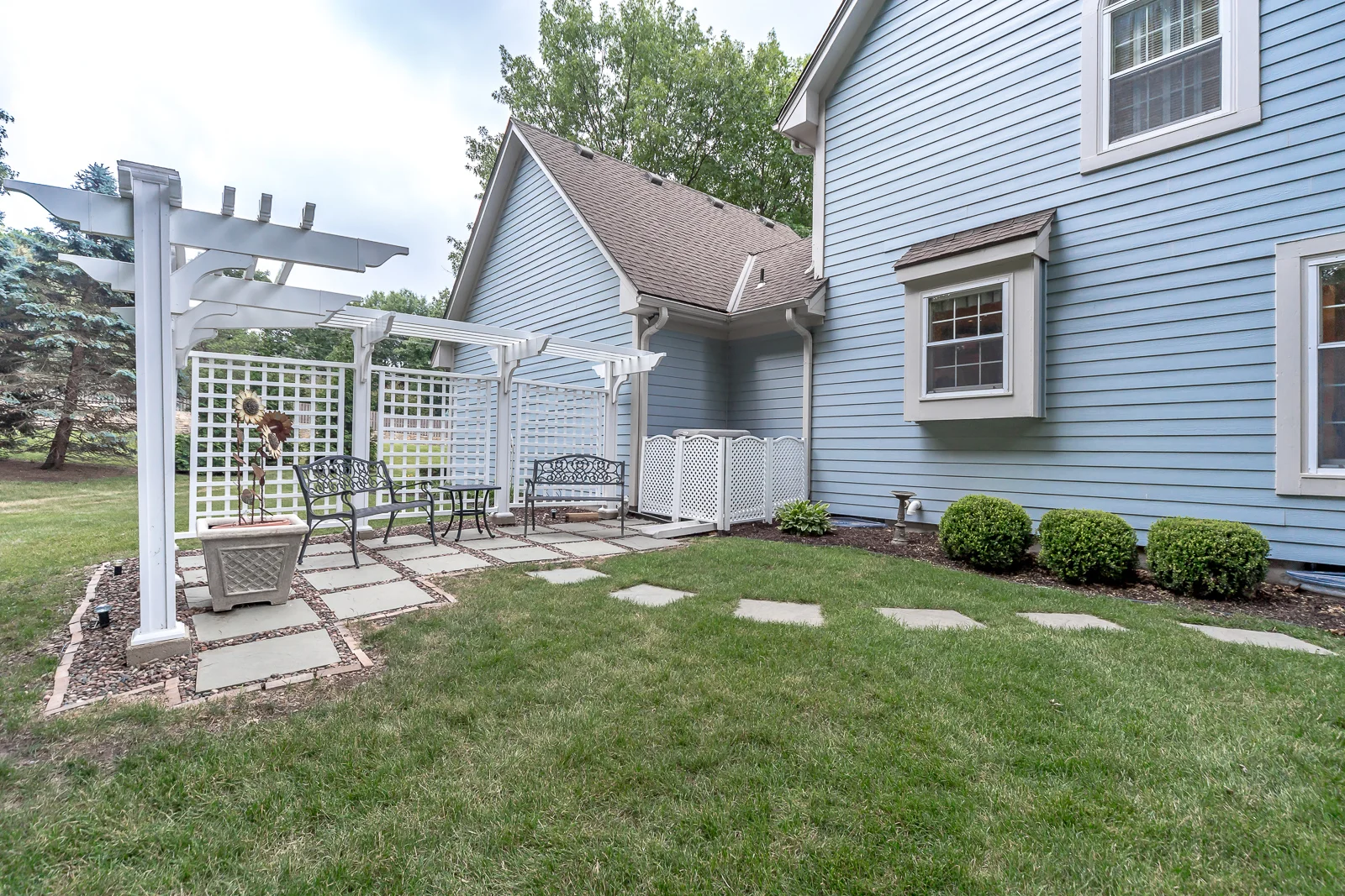 11857 Larsen St - Web-155.jpg