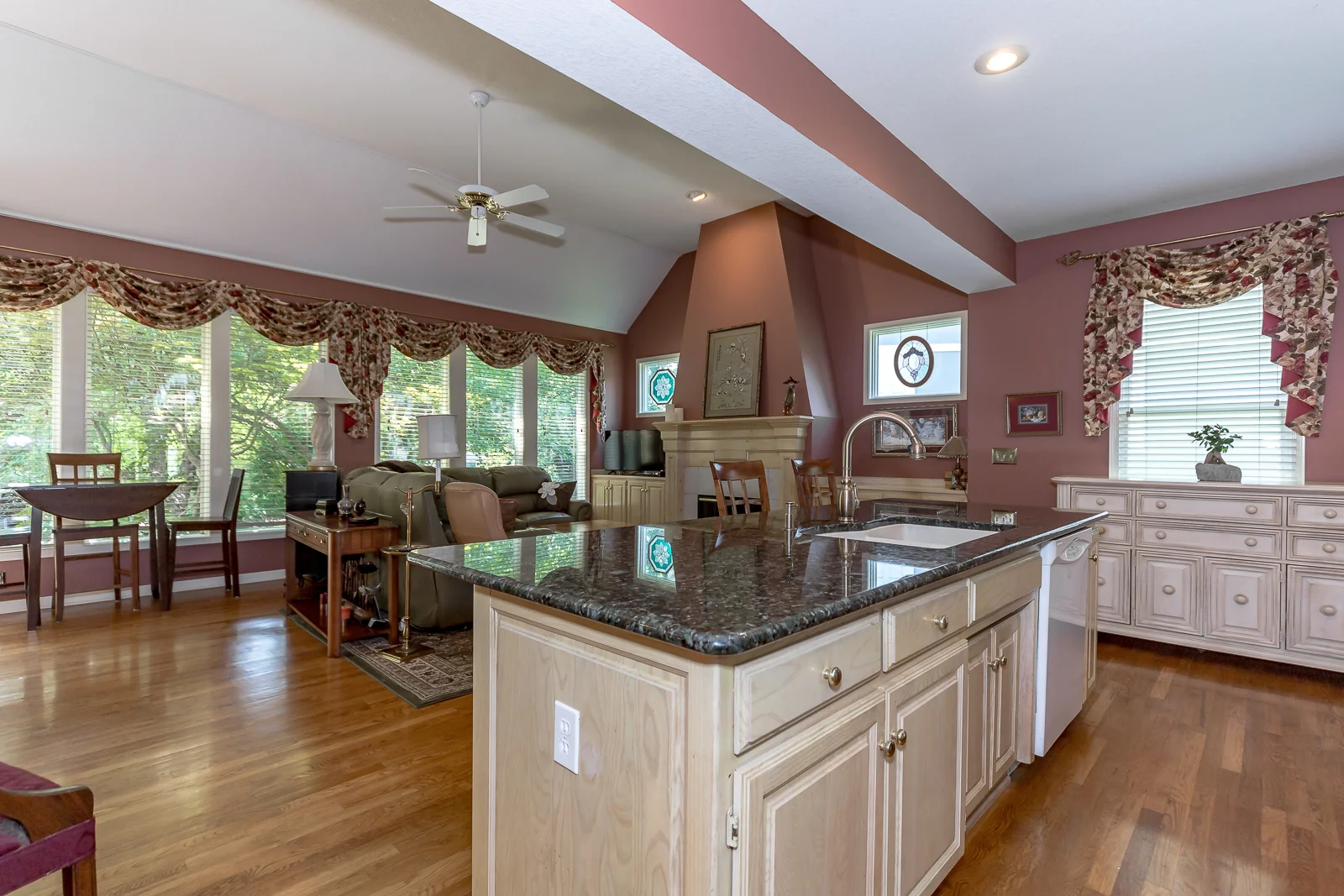 12347 Westgate St - Web-115.JPG