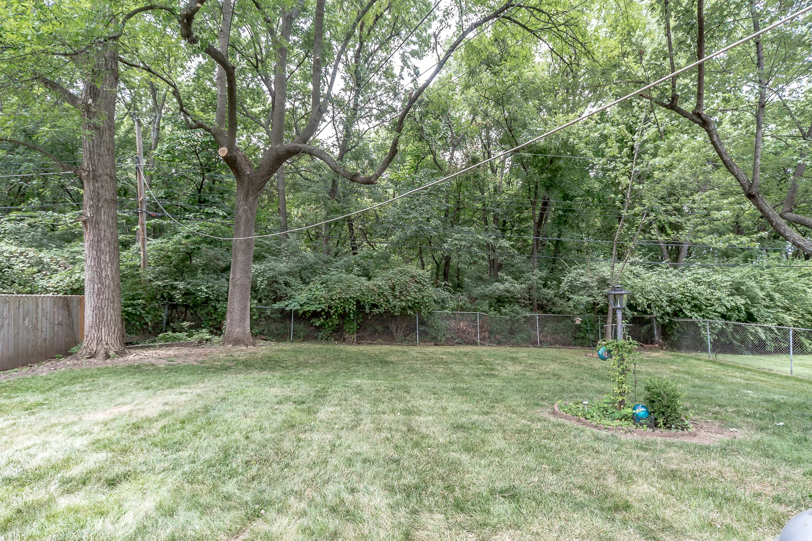 10404 Wyandotte St - Web-143.JPG