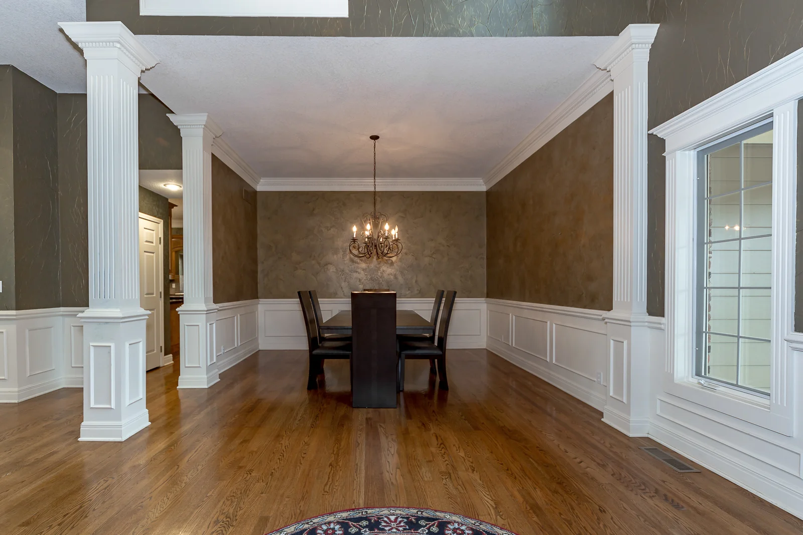 6520 W 106th St - Web-108.JPG