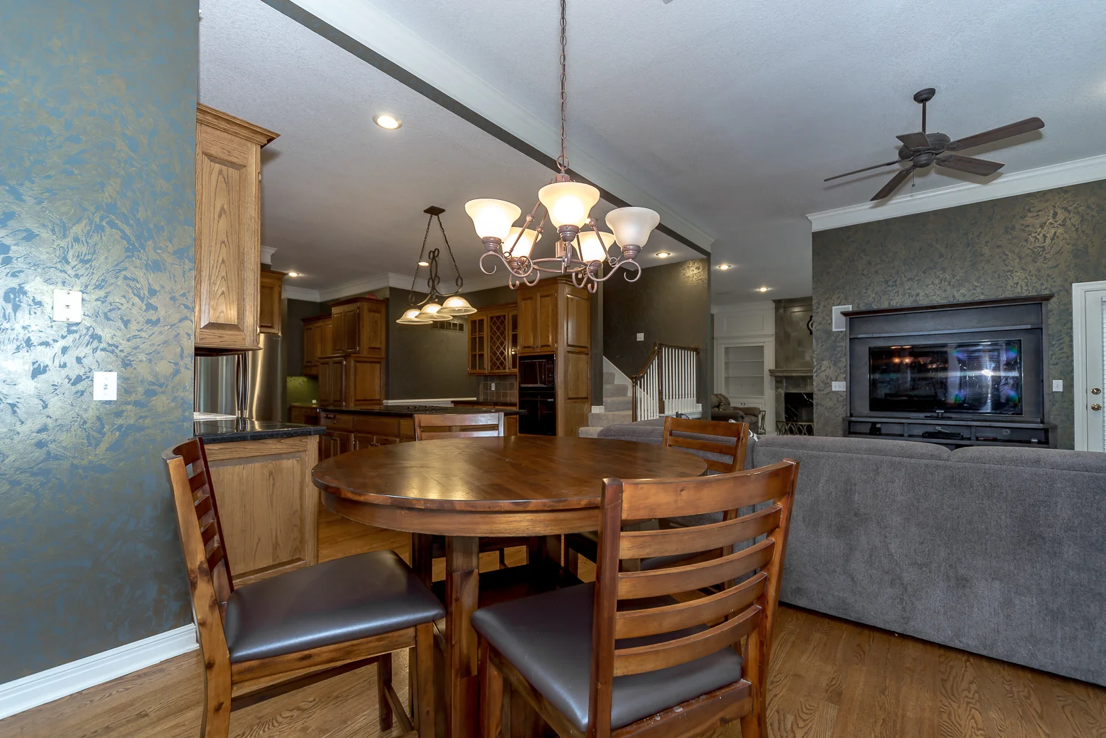 6520 W 106th St - Web-123.JPG