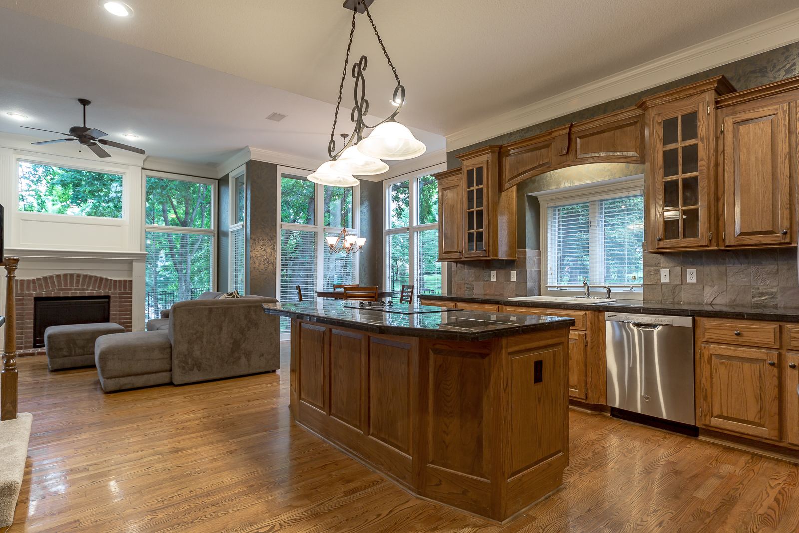 6520 W 106th St - Web-127.JPG