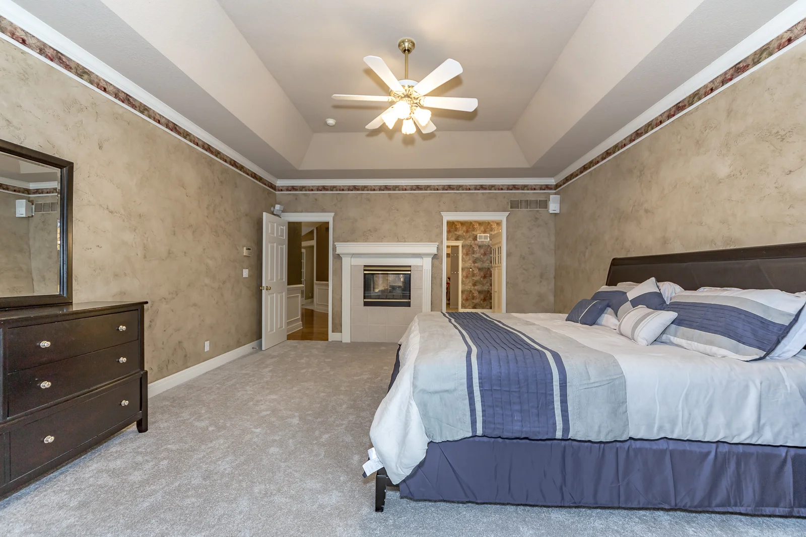 6520 W 106th St - Web-135.JPG