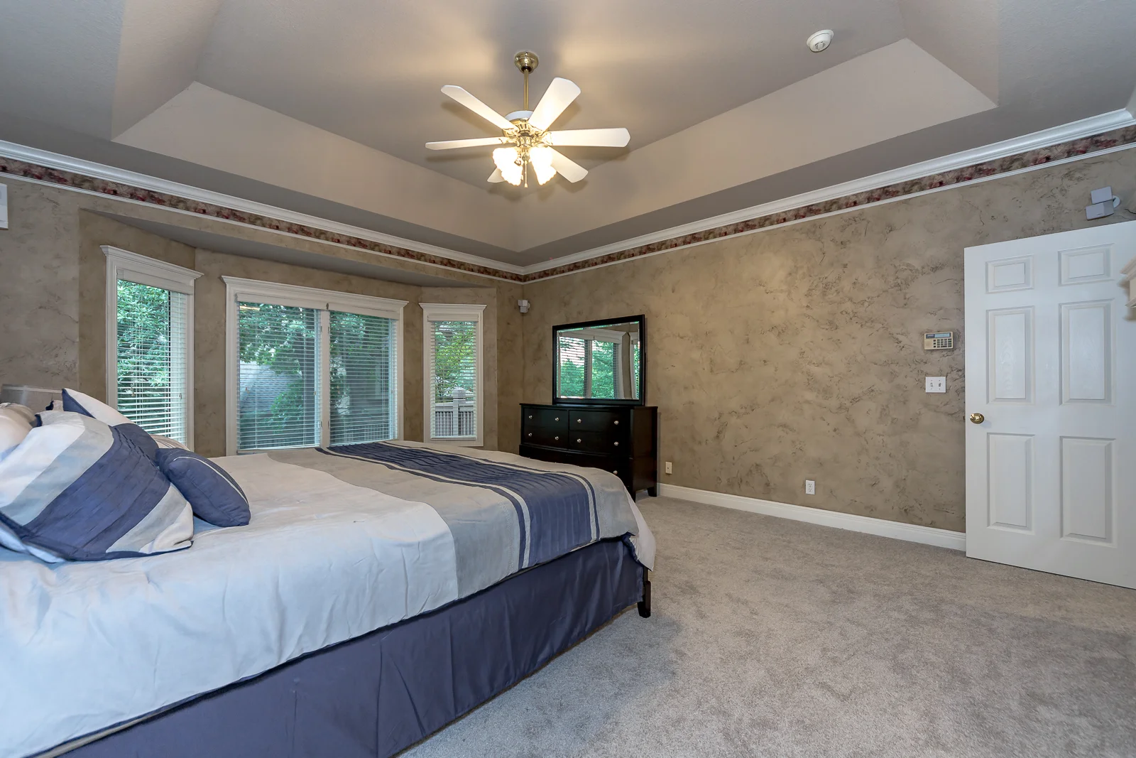 6520 W 106th St - Web-136.JPG