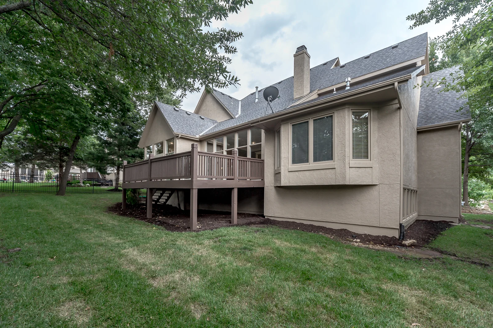 6520 W 106th St - Web-168.JPG