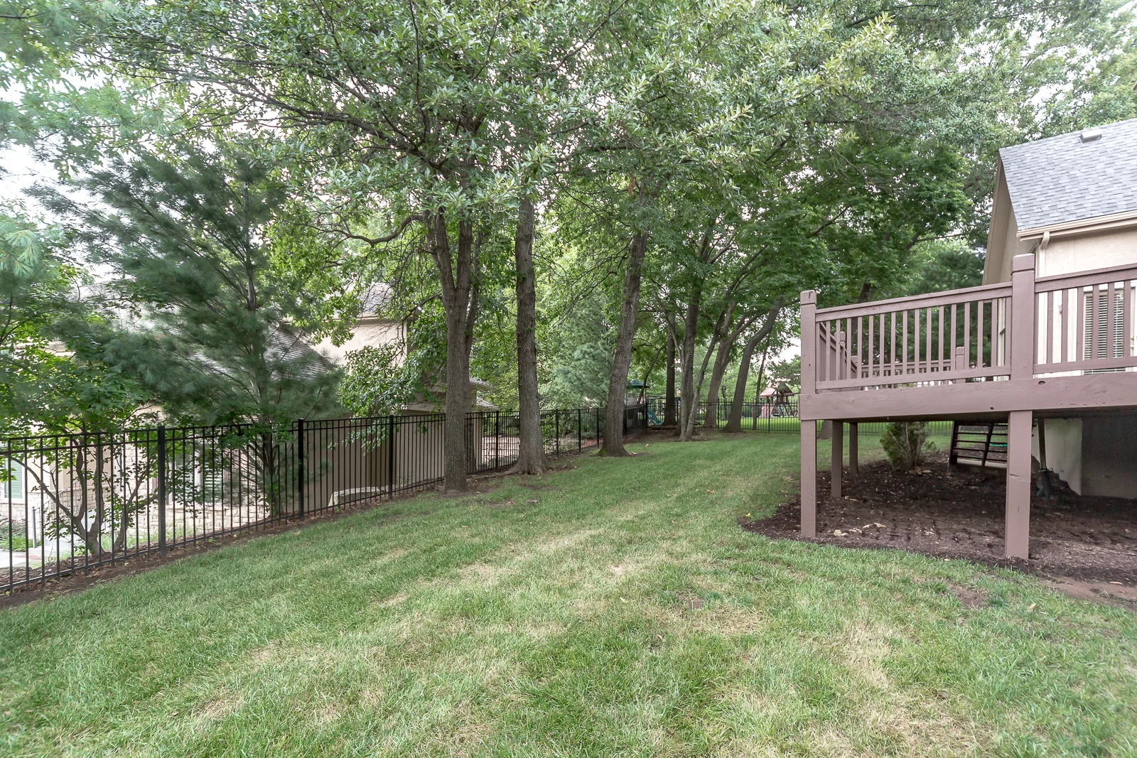 6520 W 106th St - Web-169.JPG