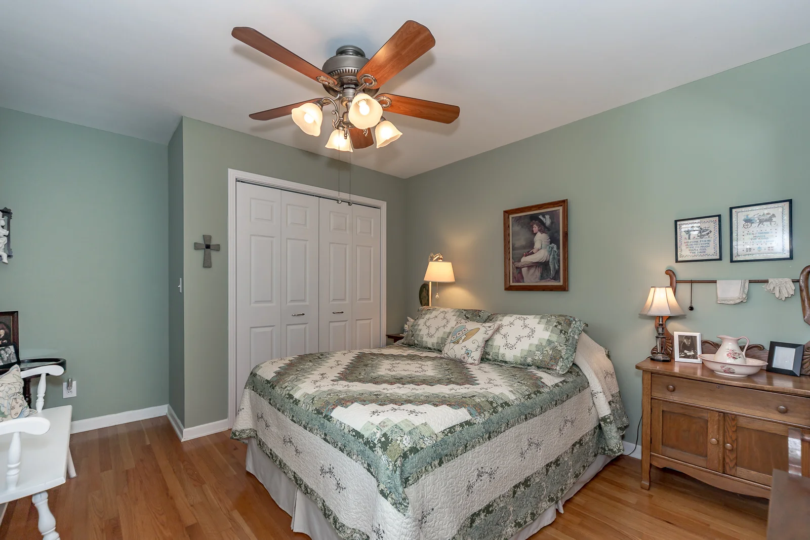 1210 W 96th St - Web-128.JPG
