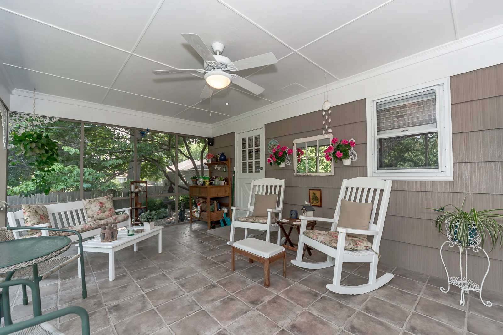 1210 W 96th St - Web-139.JPG