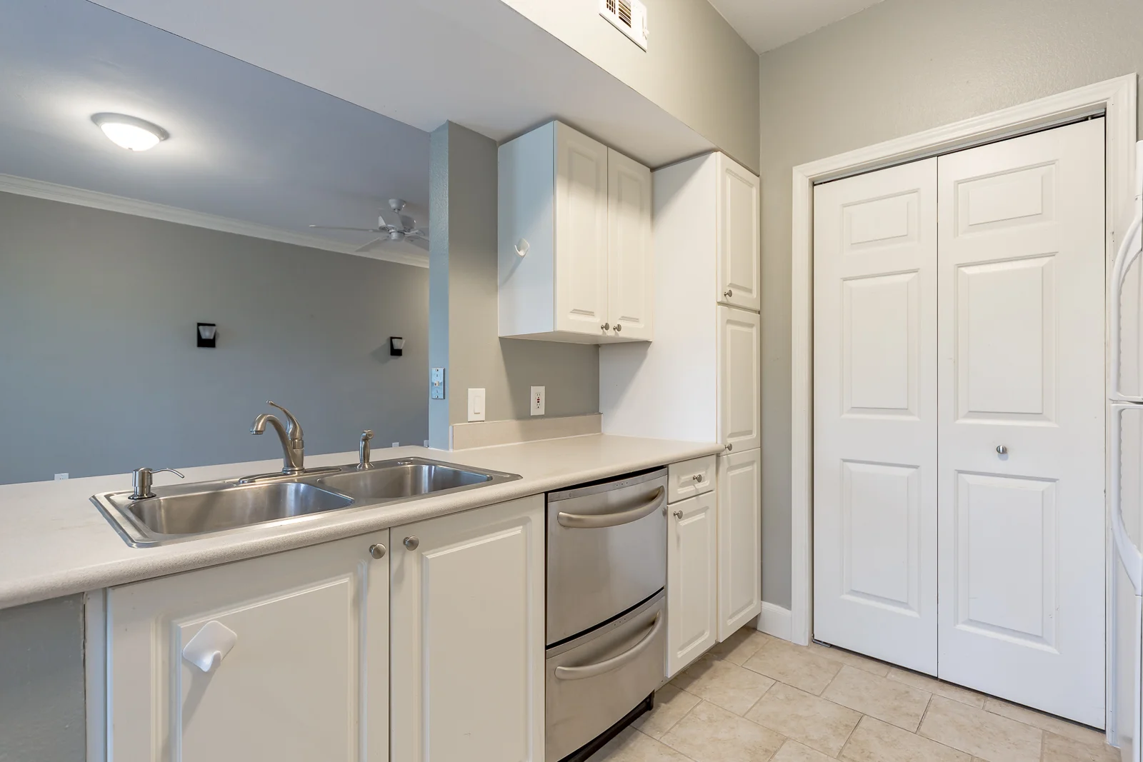 11626 Tomahawk Creek Parkway #G - Web-111.JPG