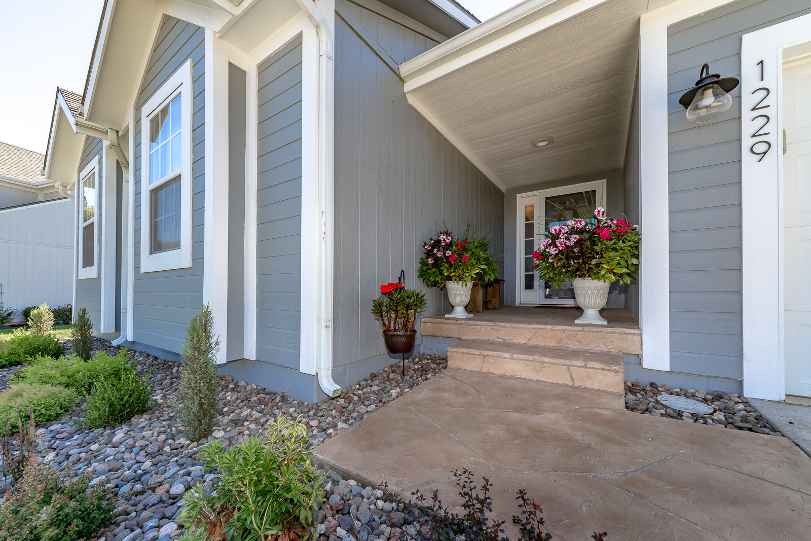 1229 Starbrooke Dr - Web-103.JPG