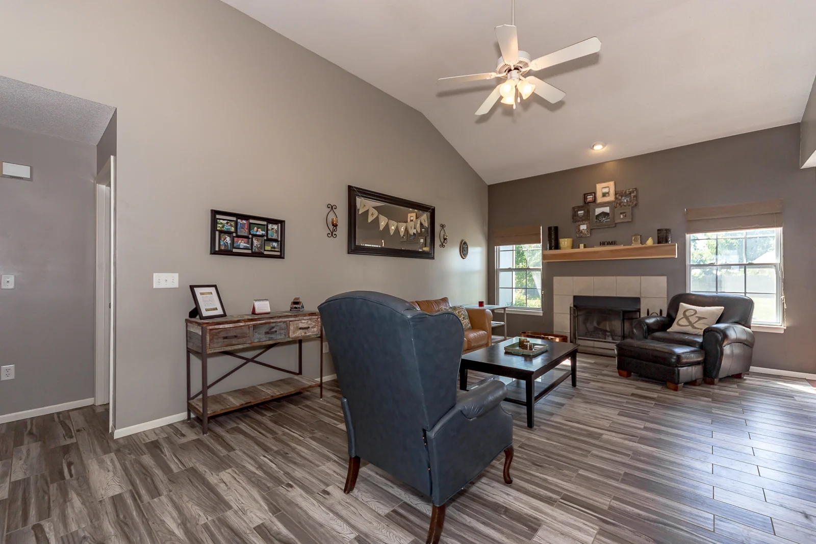 1229 Starbrooke Dr - Web-104.JPG