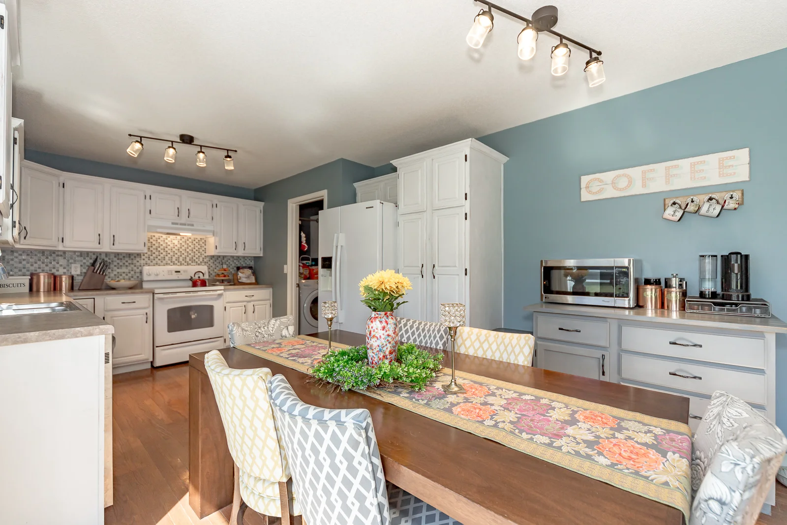 1229 Starbrooke Dr - Web-110.JPG