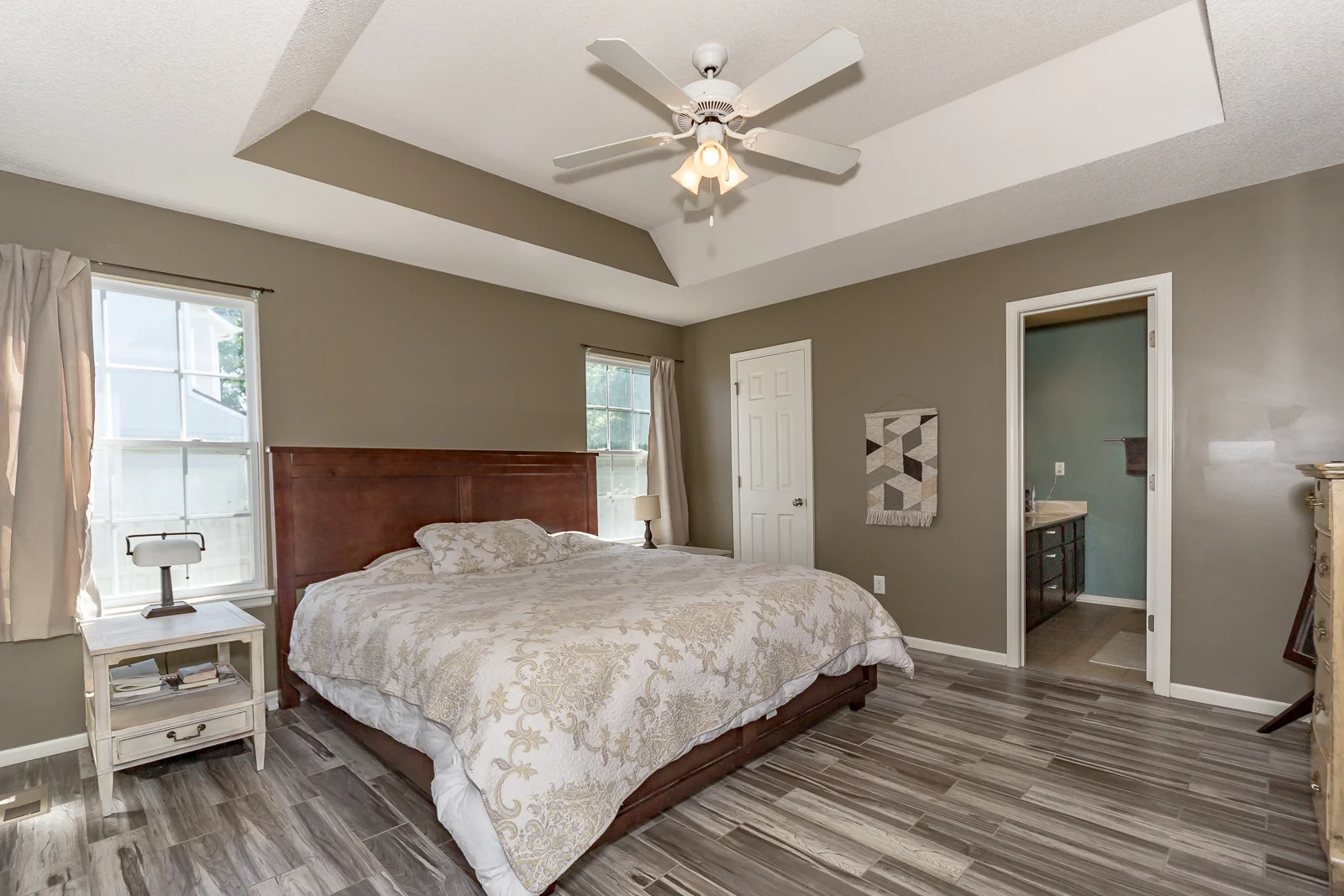 1229 Starbrooke Dr - Web-119.JPG