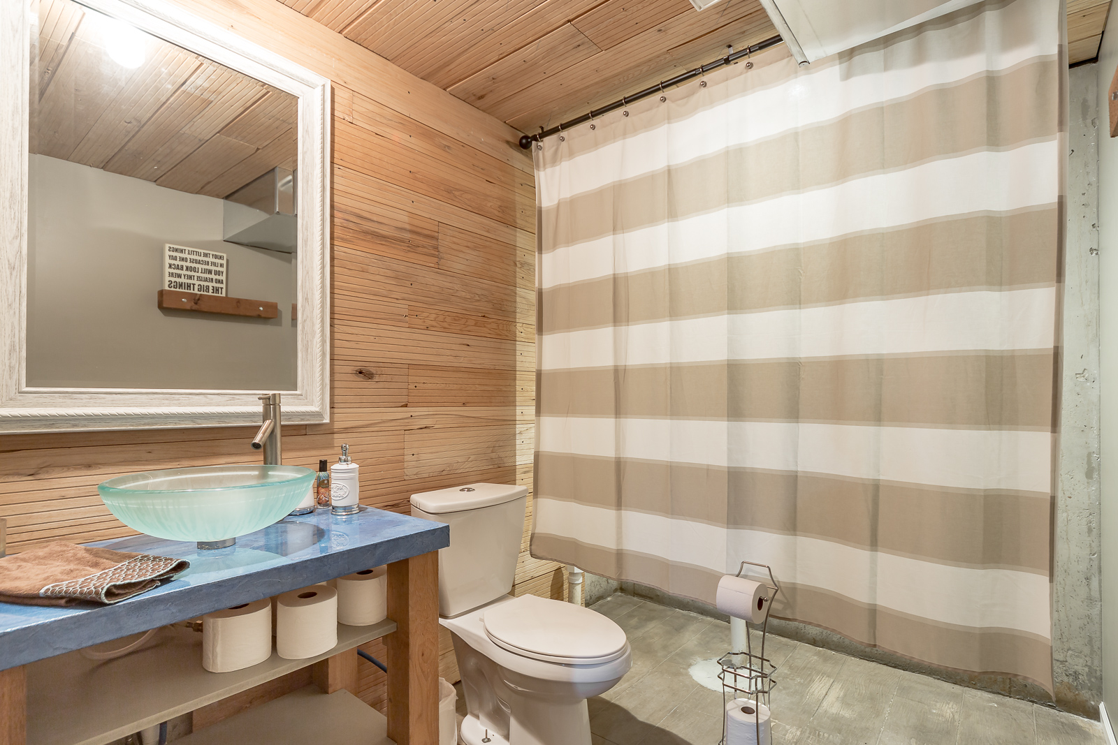 1229 Starbrooke Dr - Web-129.JPG