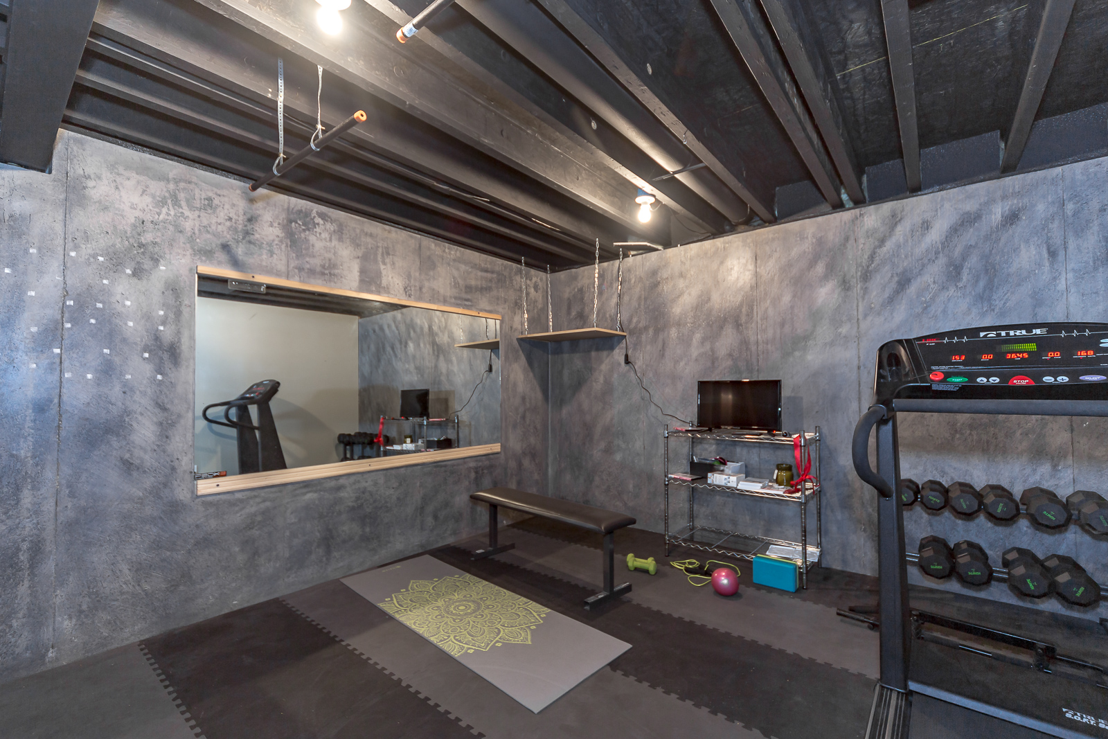 1229 Starbrooke Dr - Web-135.JPG