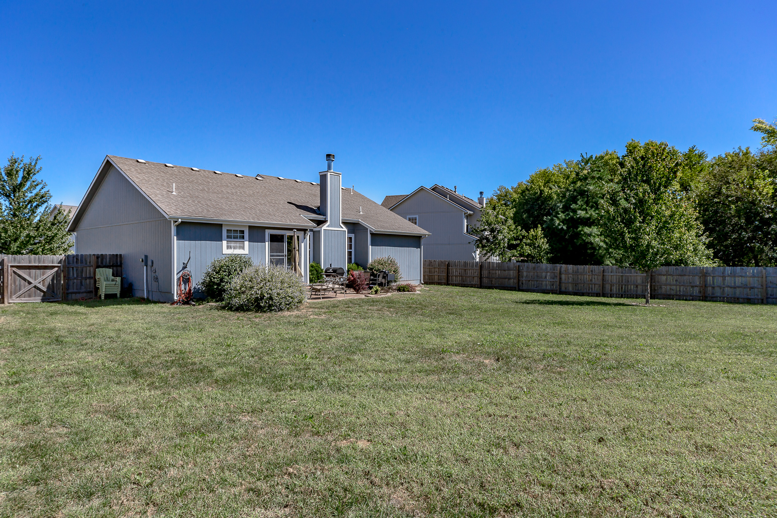 1229 Starbrooke Dr - Web-137.JPG