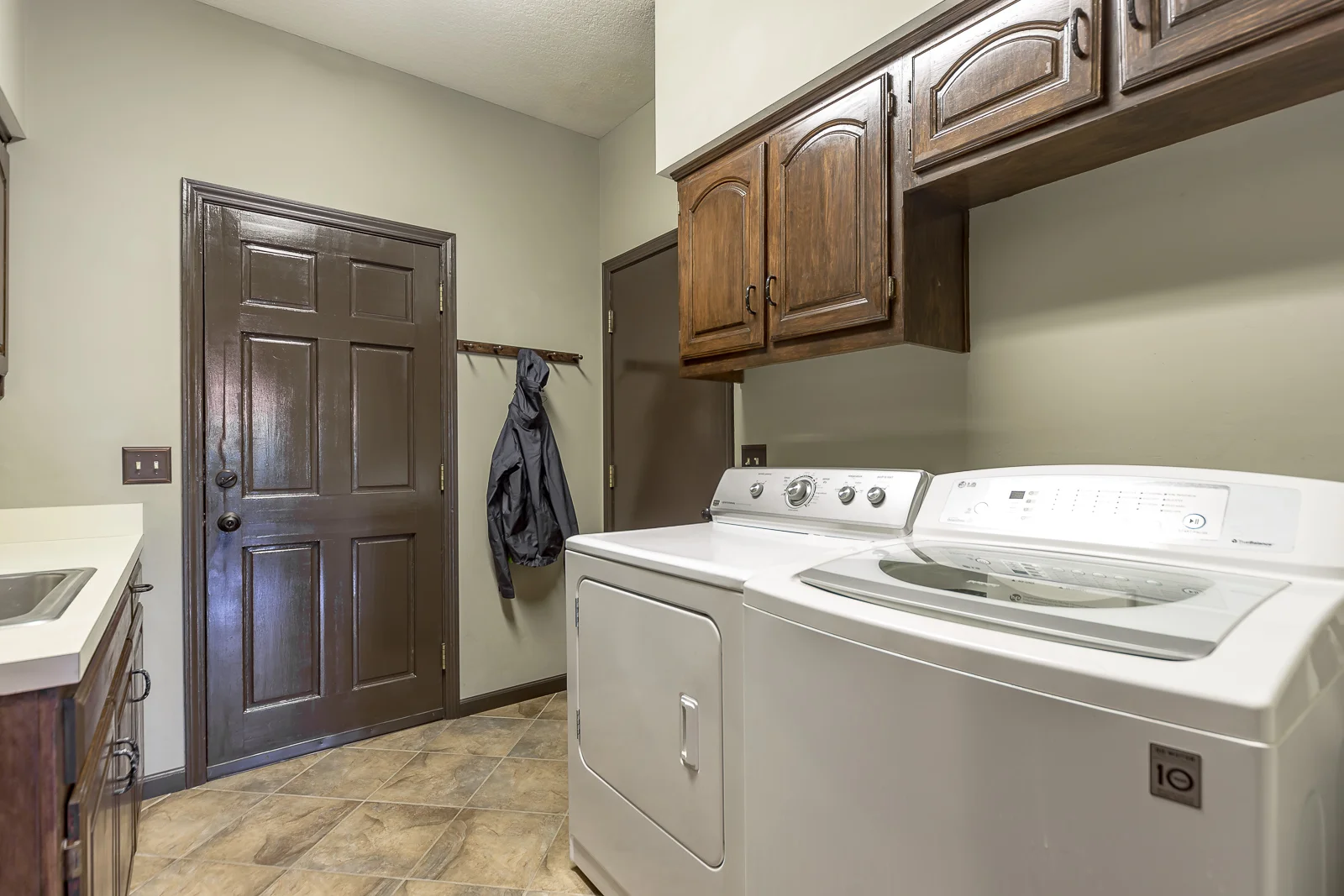 12520 Sherwood Dr - Web-125.JPG