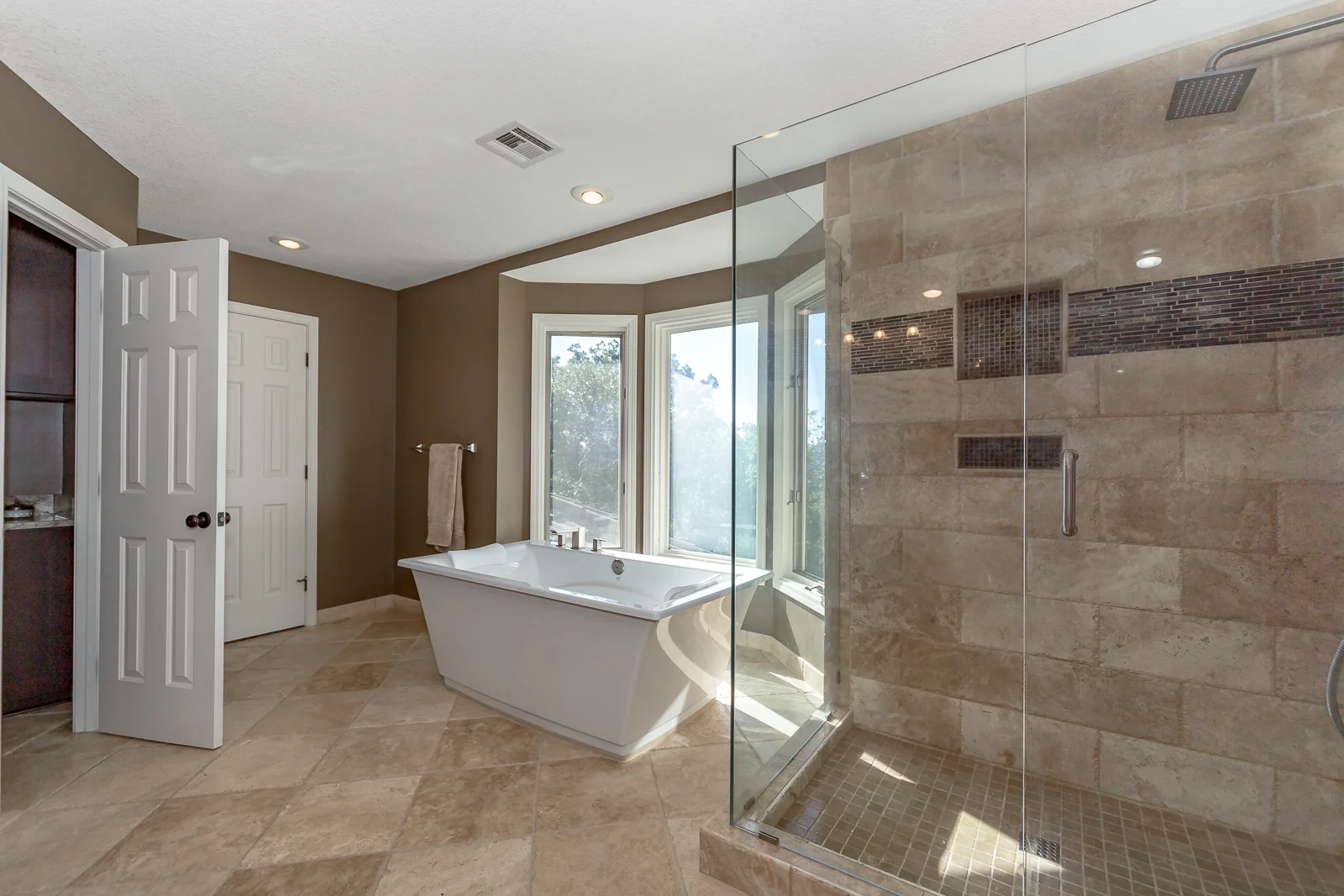 12520 Sherwood Dr - Web-143.JPG