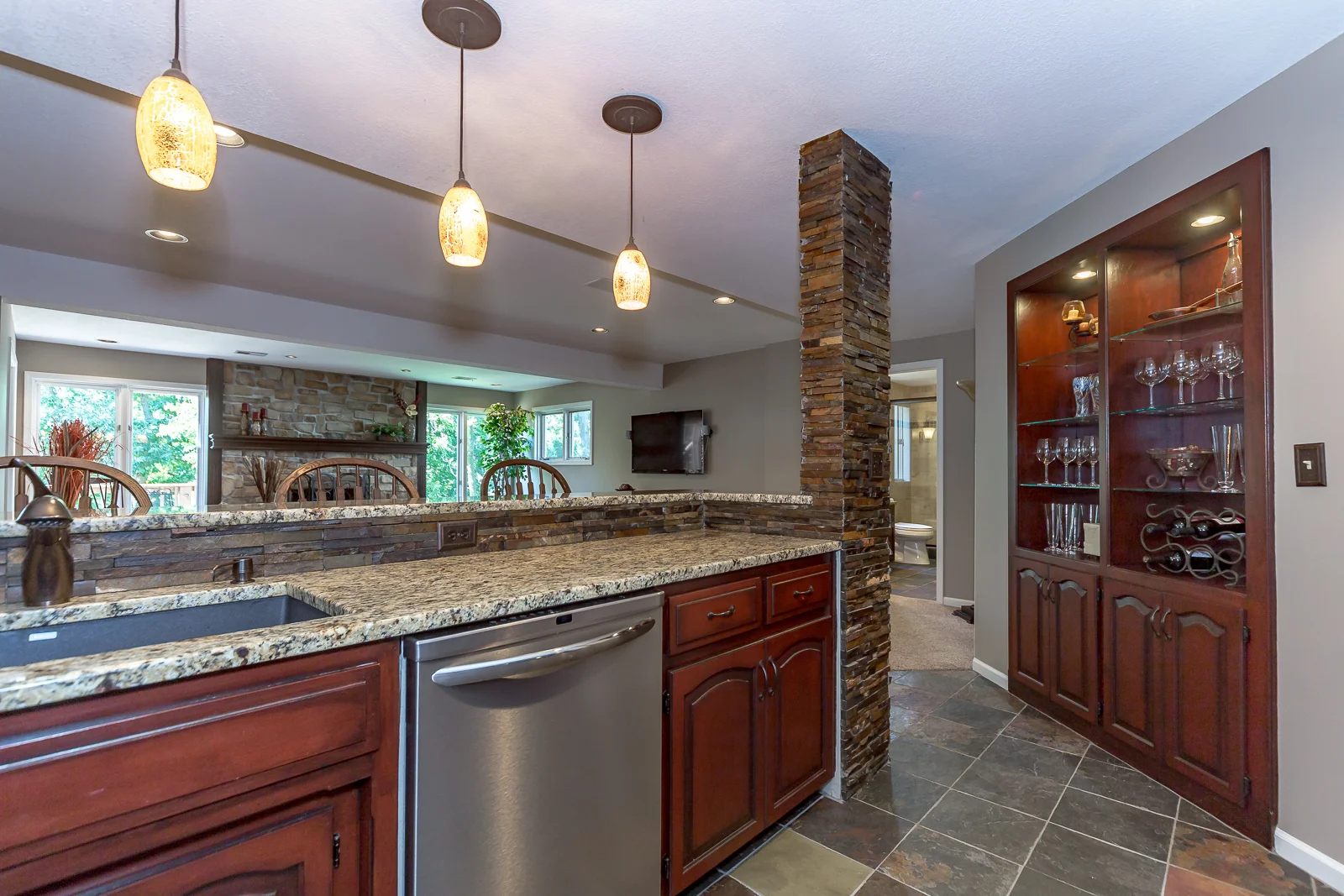 12520 Sherwood Dr - Web-153.JPG