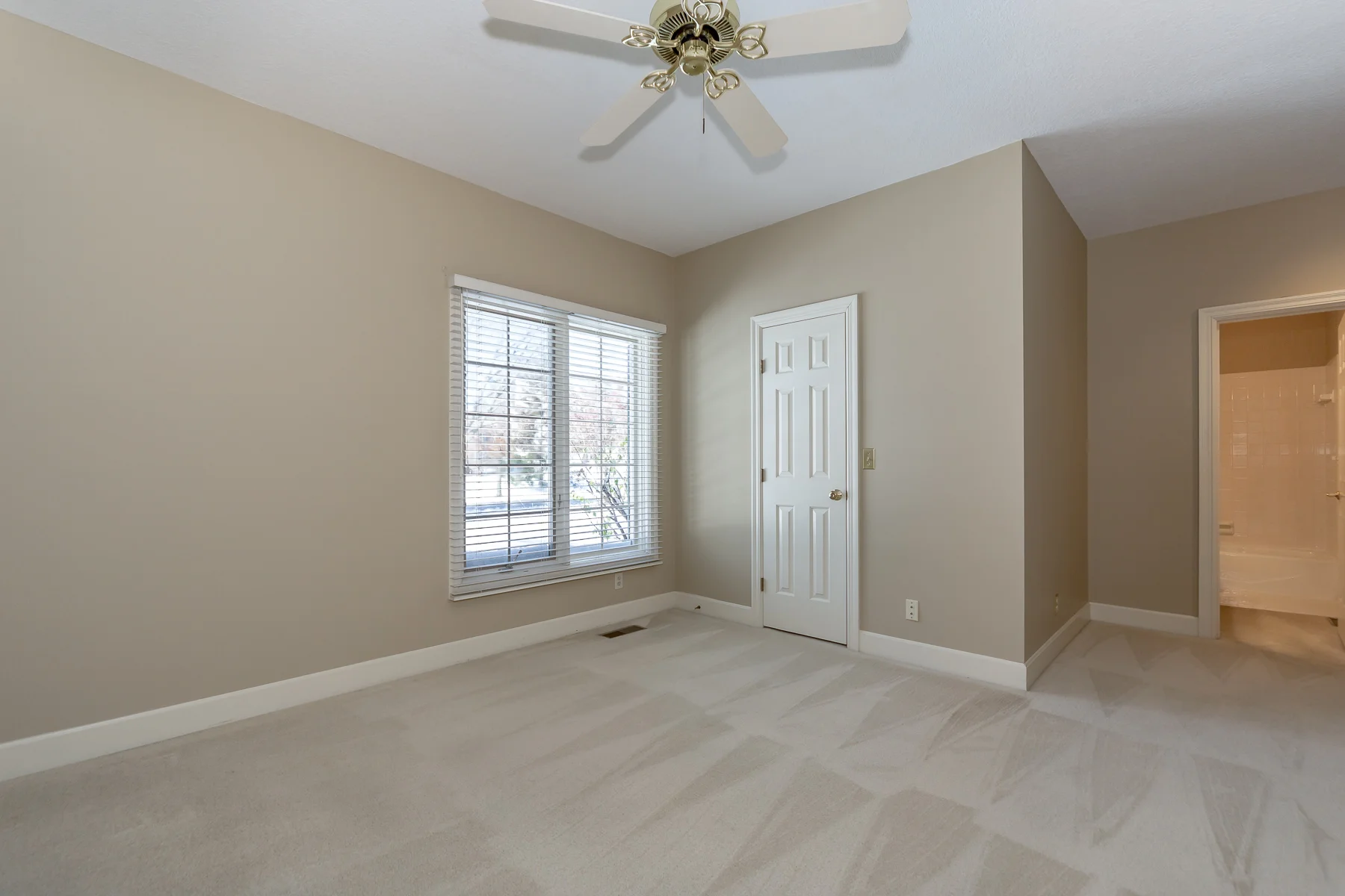 13109 Canterbury Rd - Interior - Web-137.JPG