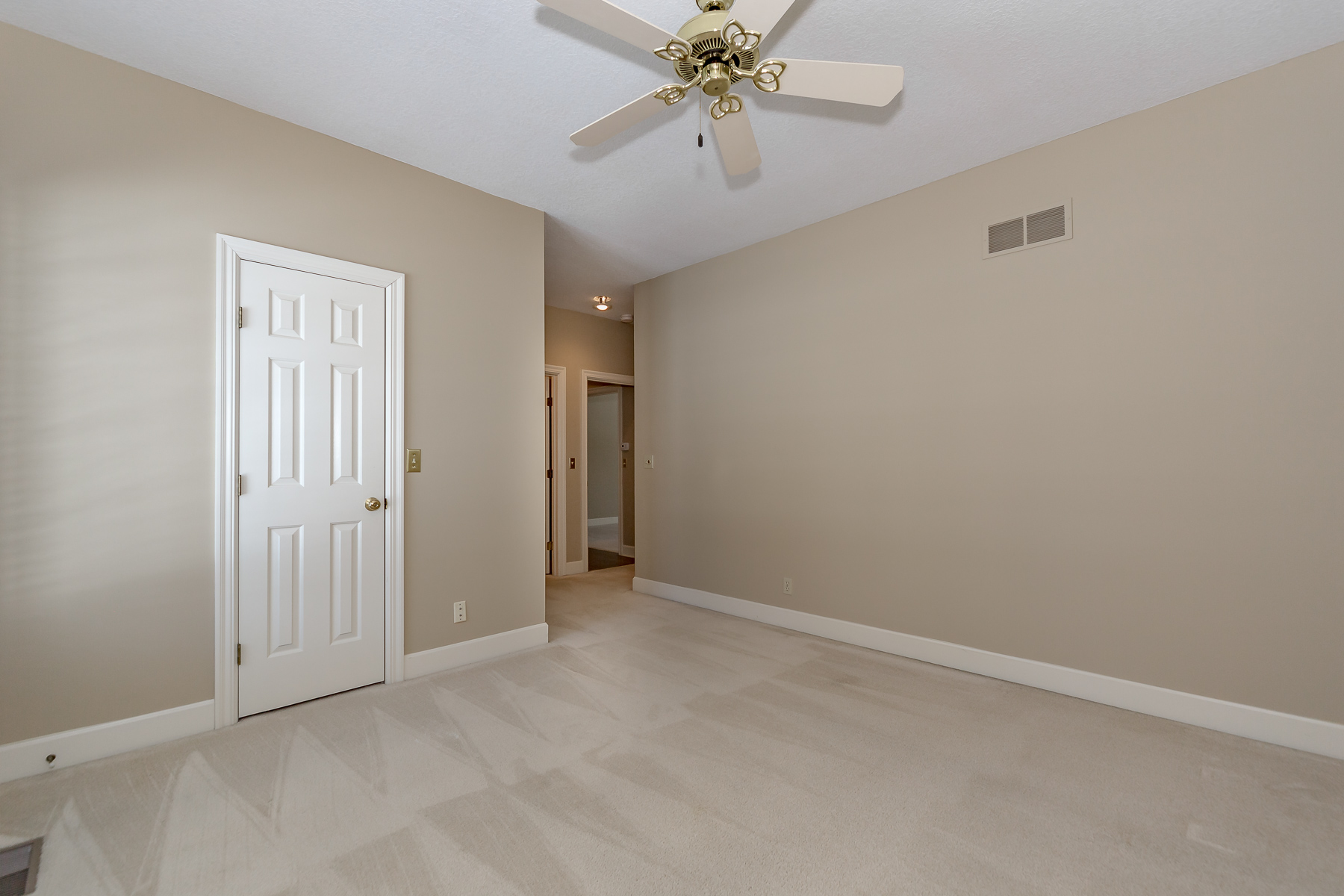 13109 Canterbury Rd - Interior - Web-138.JPG