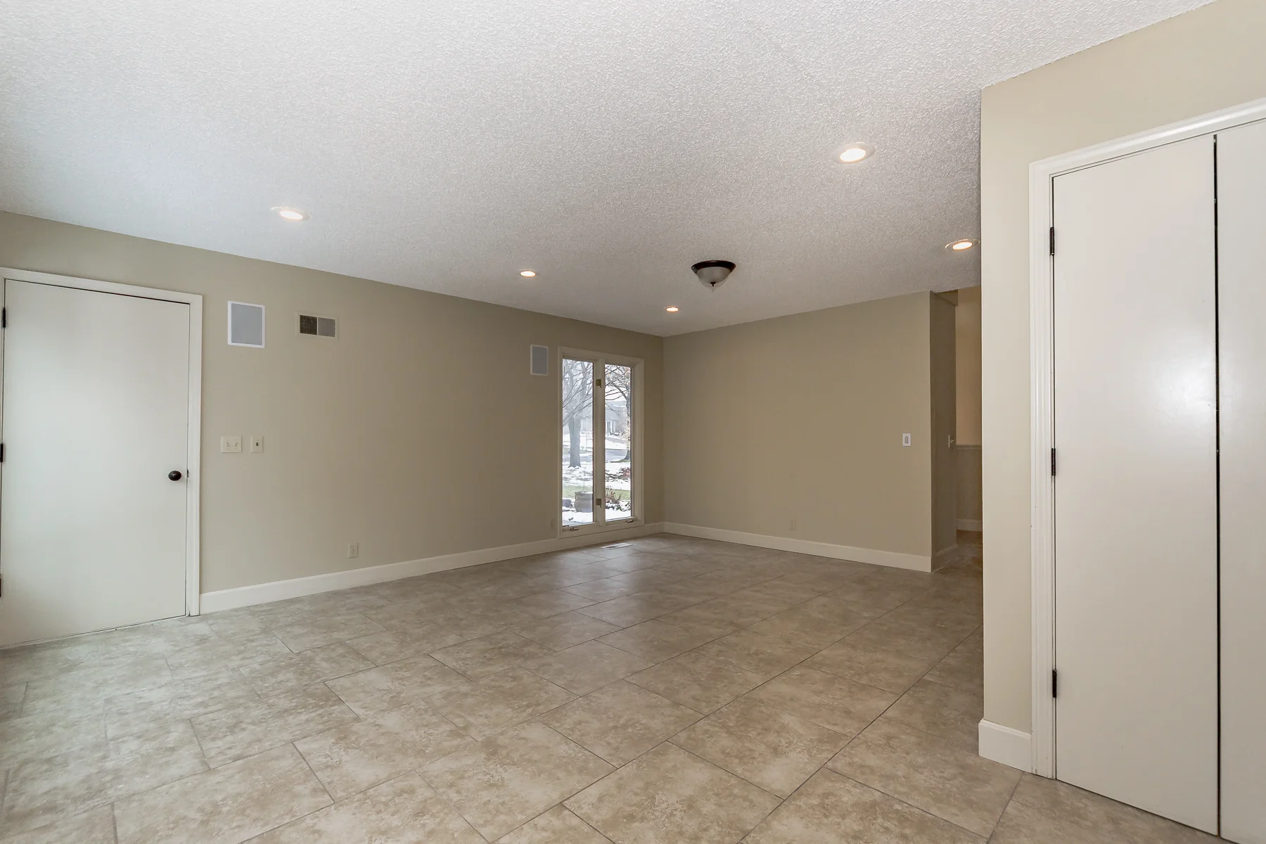 10060 Hemlock St - Web-119.JPG