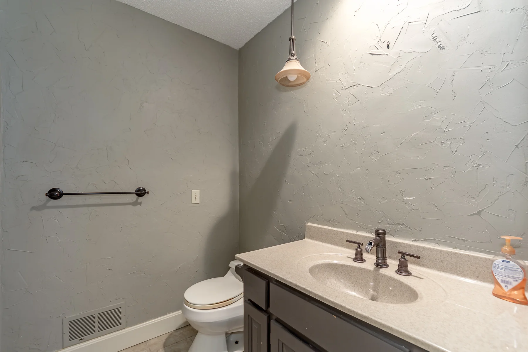 10060 Hemlock St - Web-122.JPG