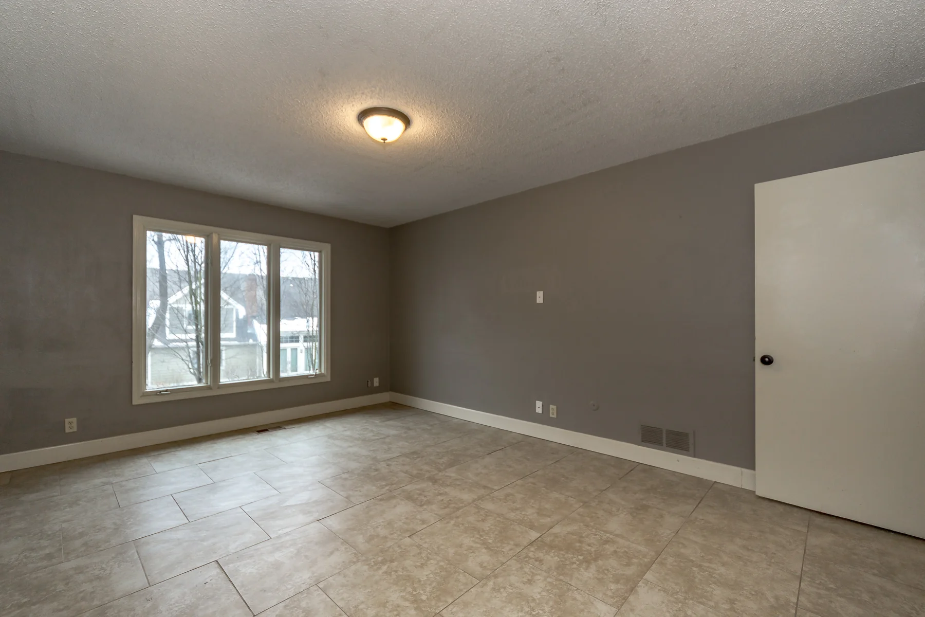 10060 Hemlock St - Web-126.JPG