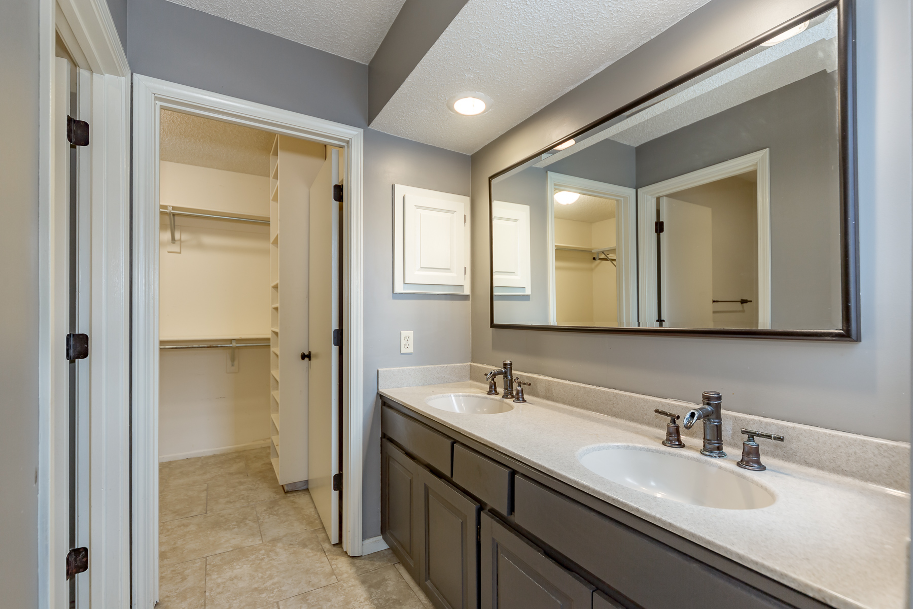 10060 Hemlock St - Web-127.JPG