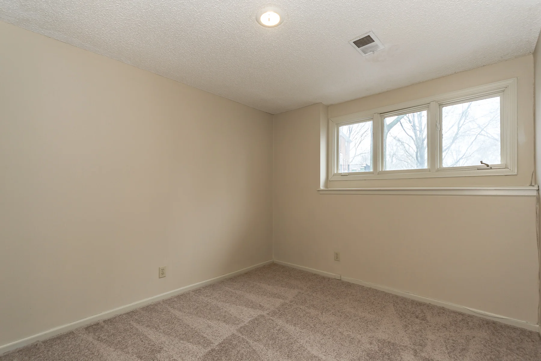 10060 Hemlock St - Web-142.JPG