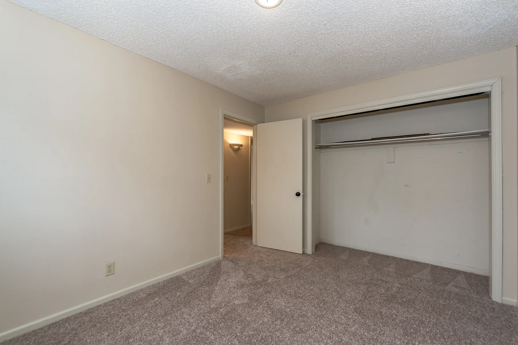 10060 Hemlock St - Web-143.JPG