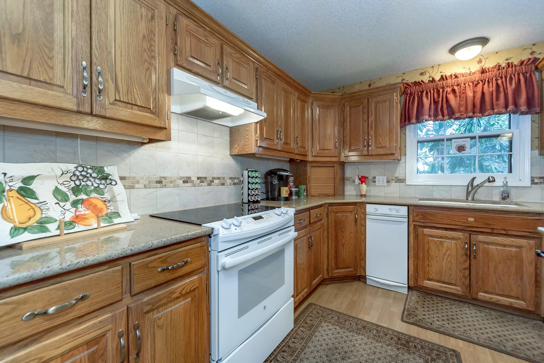 4907 W 112TH - Web-121.JPG