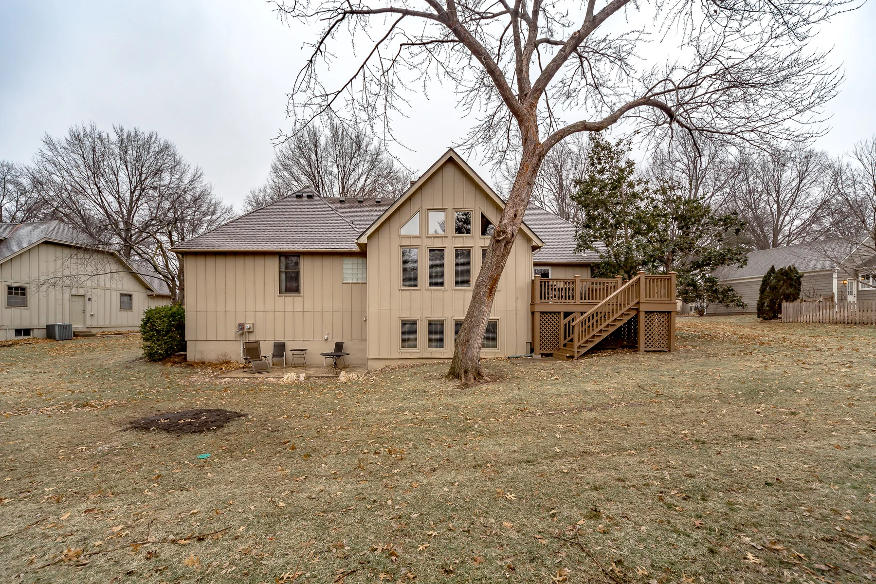 4907 W 112TH - Web-156.JPG