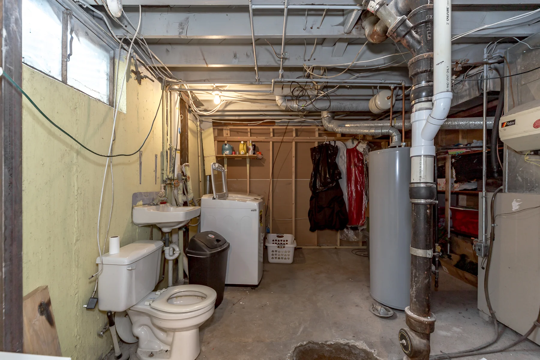 8710 W 82nd Terr - Web-127.JPG