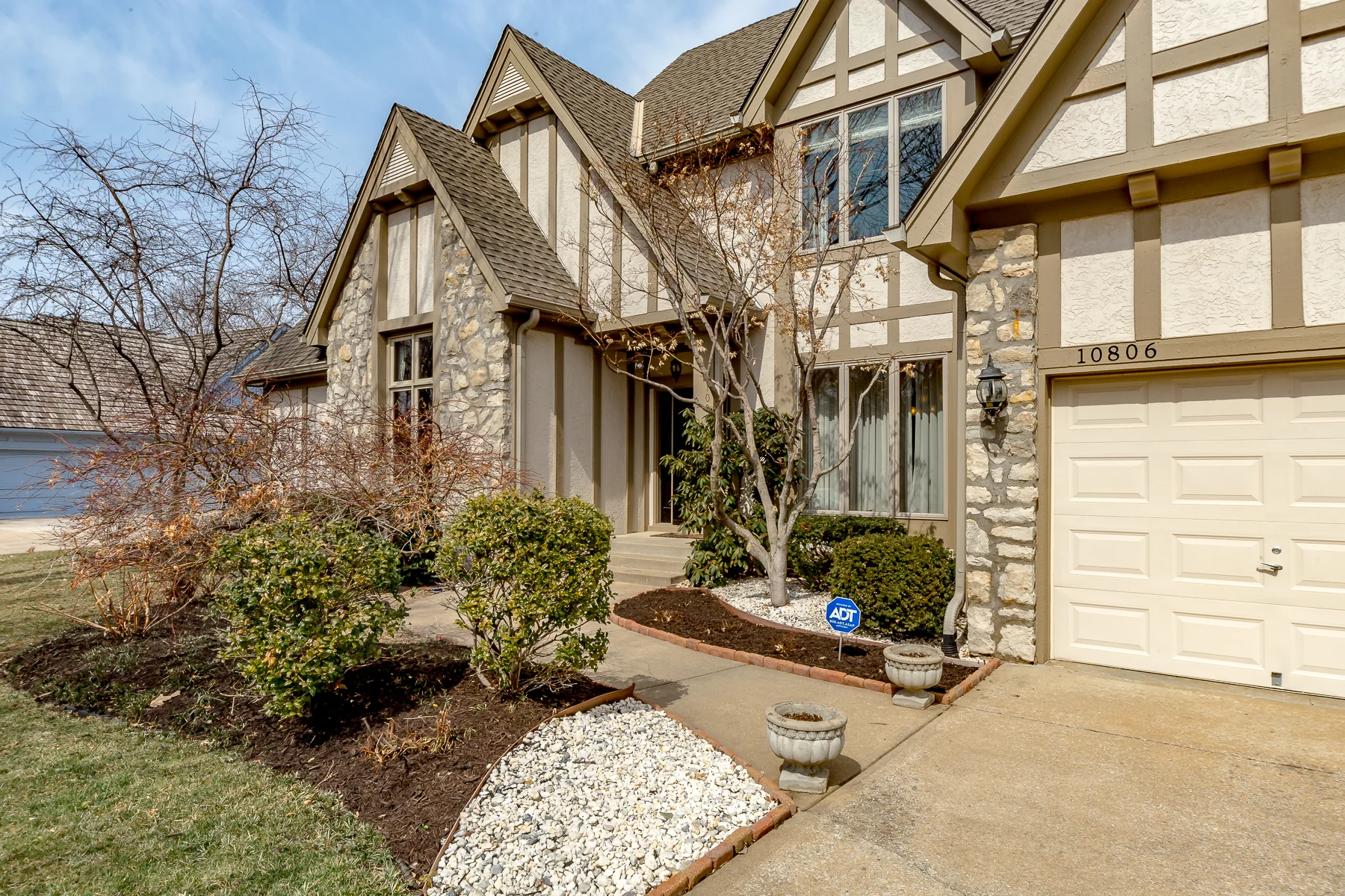 10806 West 124th Street - Web-401.JPG