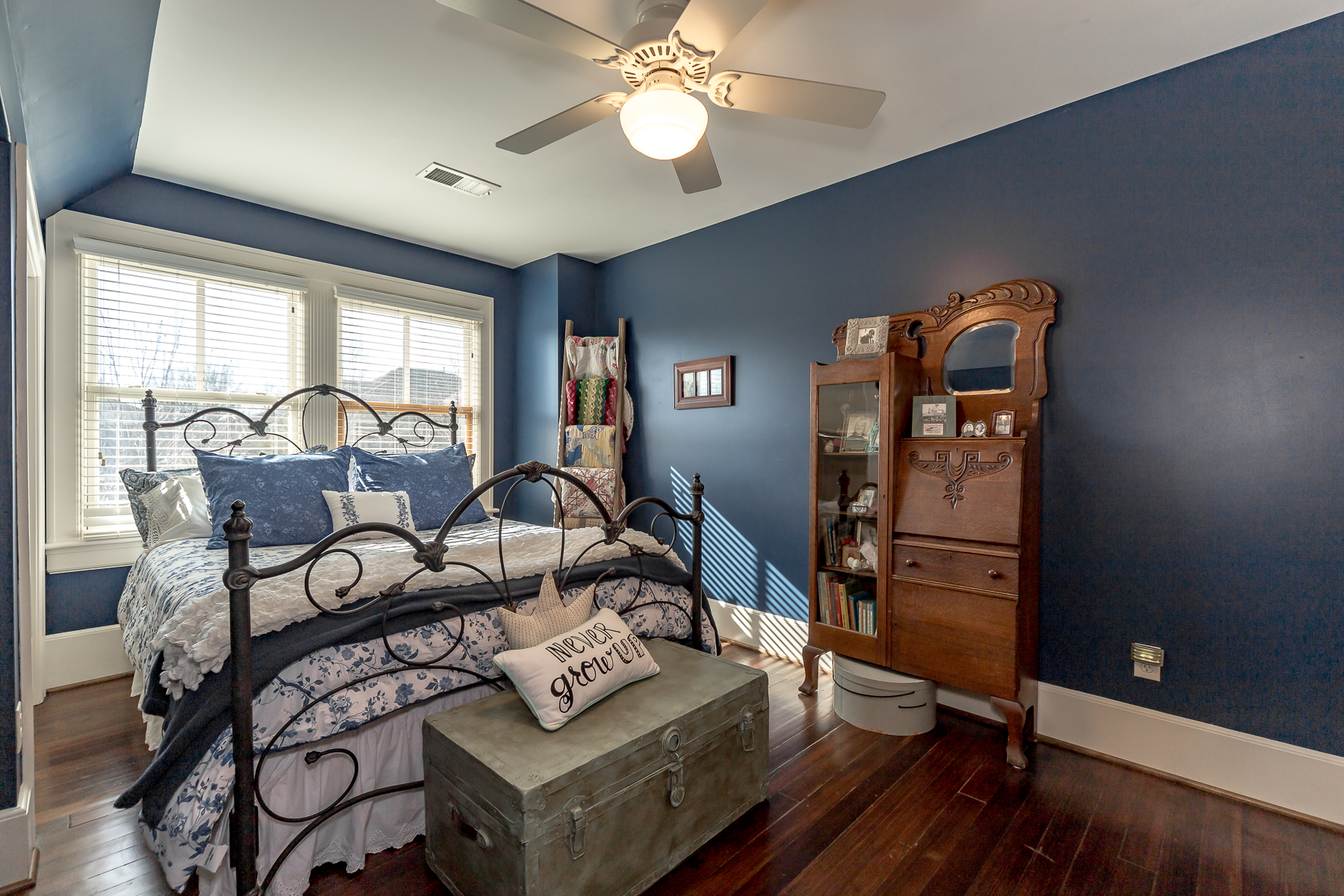 5406 West 164th Place - Web-172.JPG