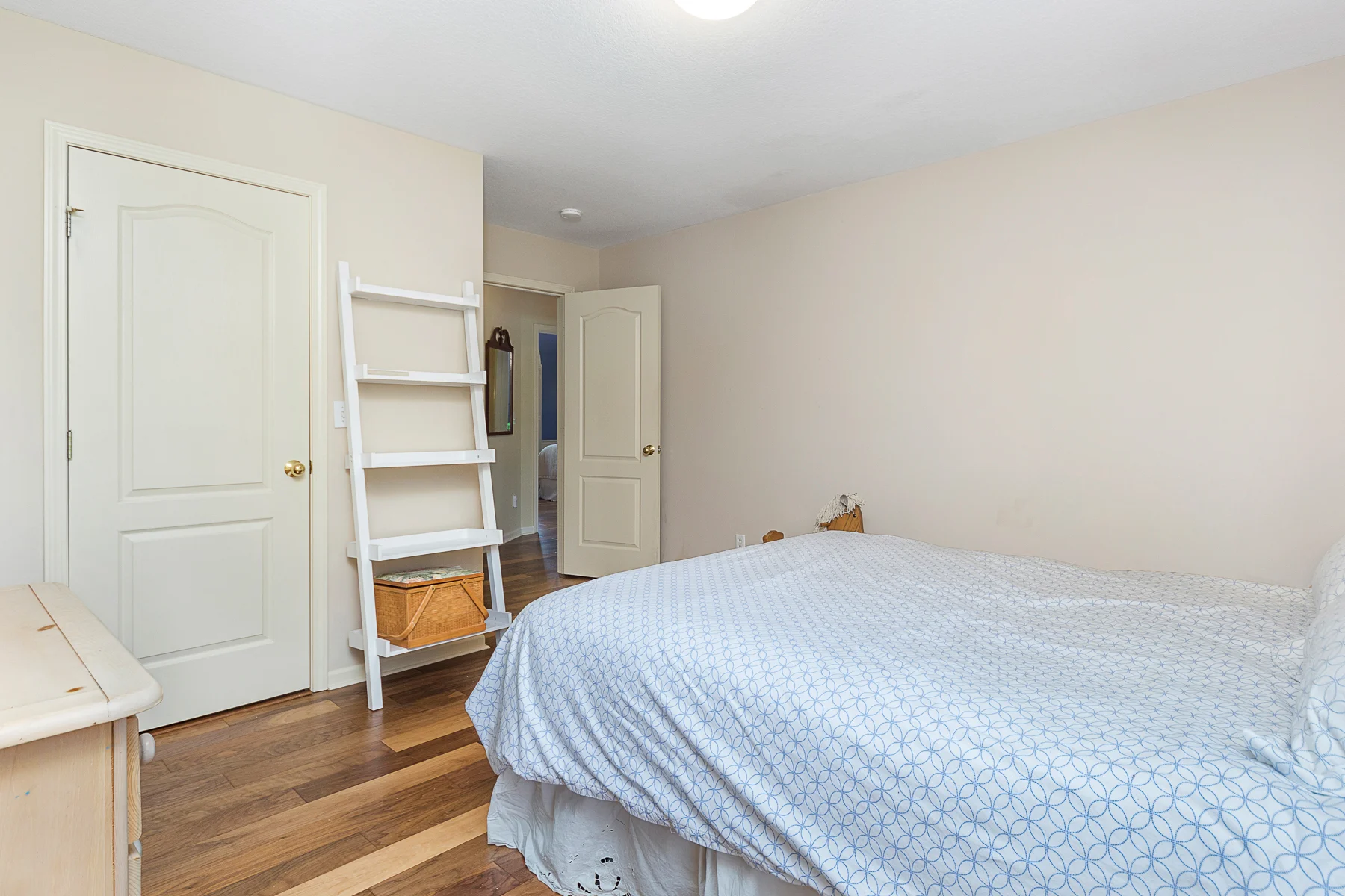 14217 Granada - Web-234.JPG