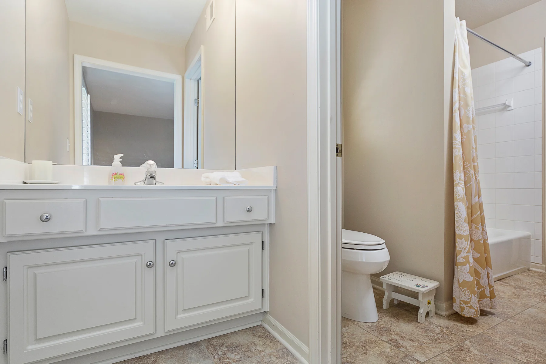 14217 Granada - Web-235.JPG