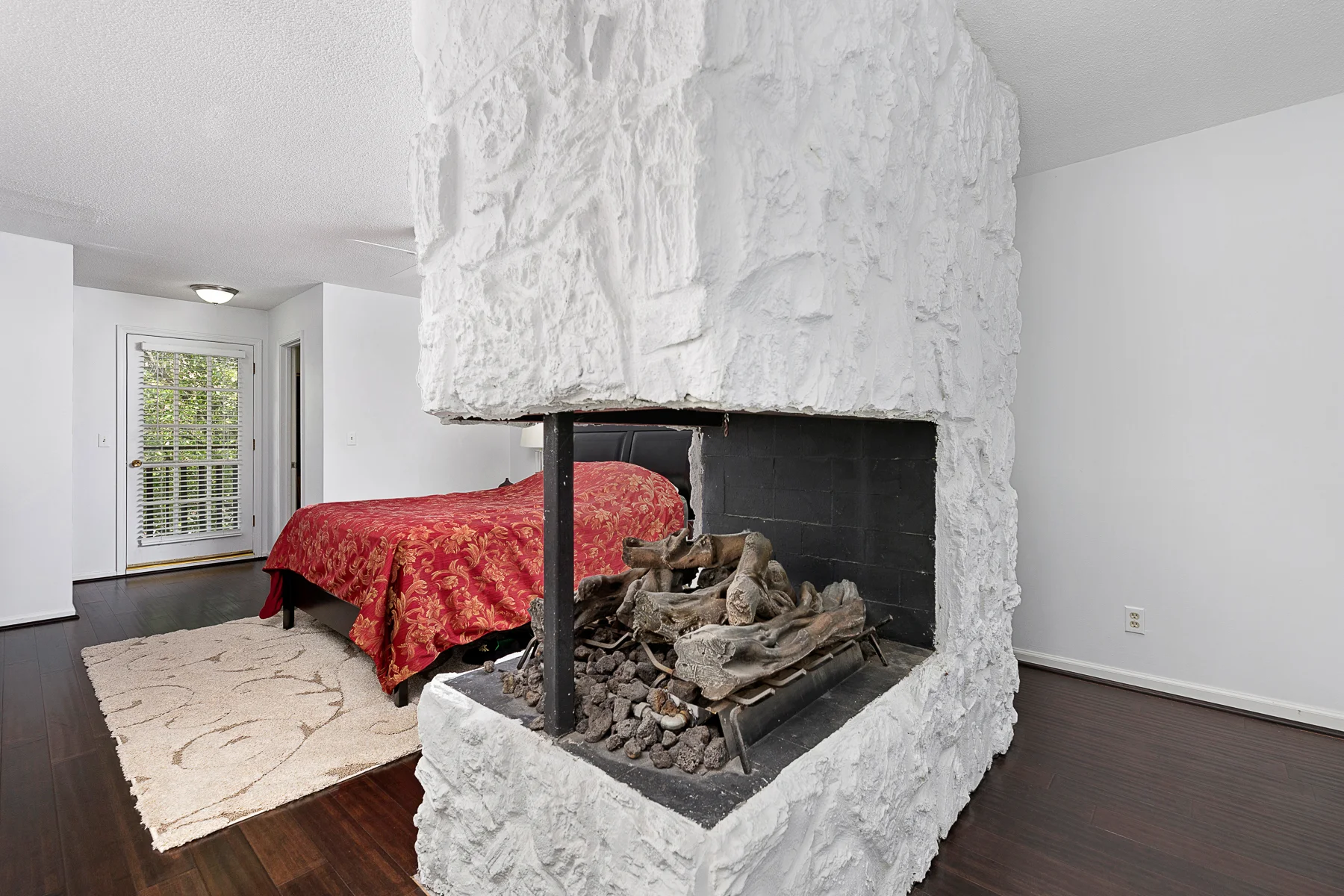 6556 West 49th Street - Web-220.JPG
