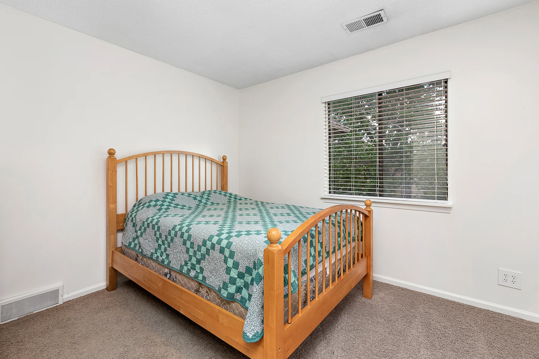 6556 West 49th Street - Web-225.JPG