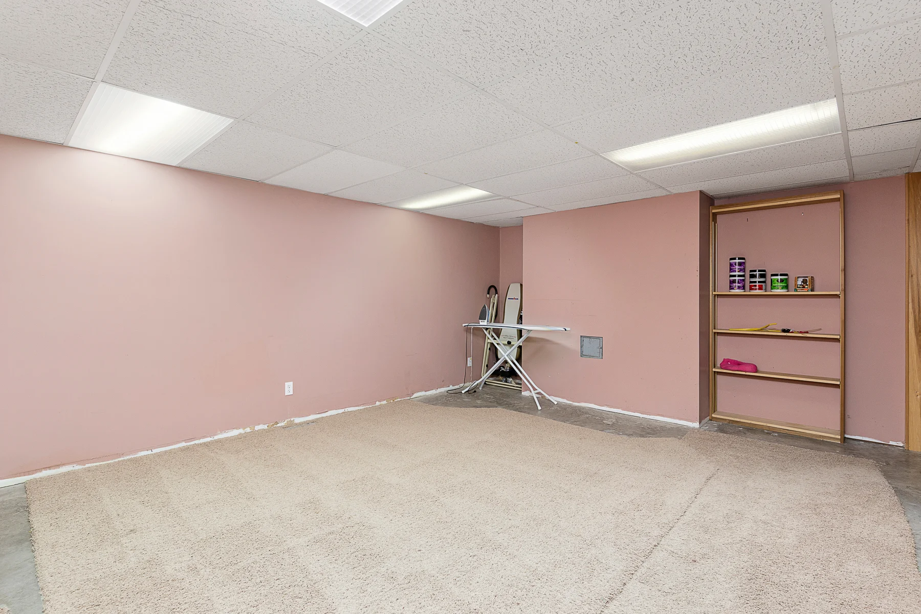 6556 West 49th Street - Web-230.JPG