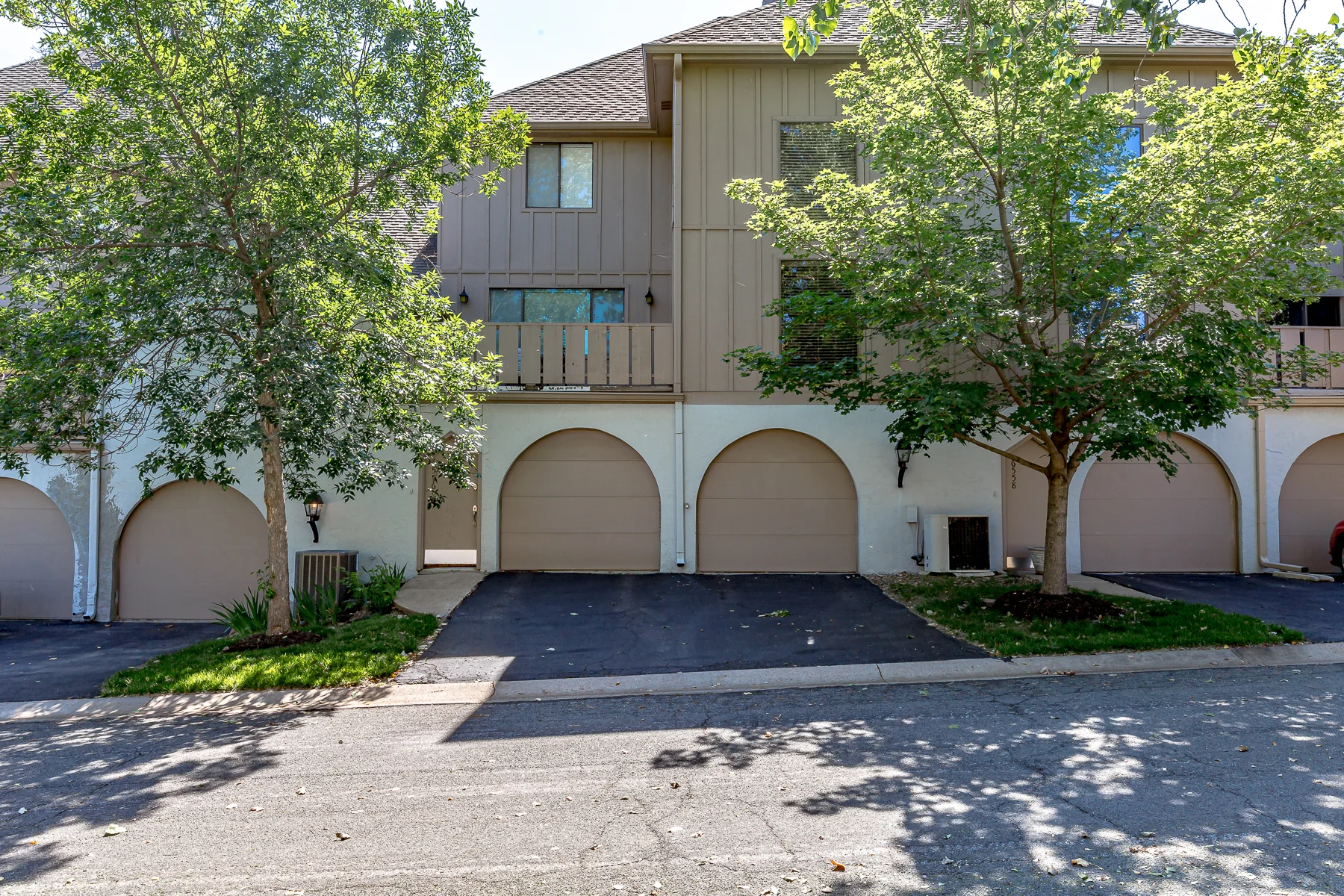 6556 West 49th Street - Web-233.JPG