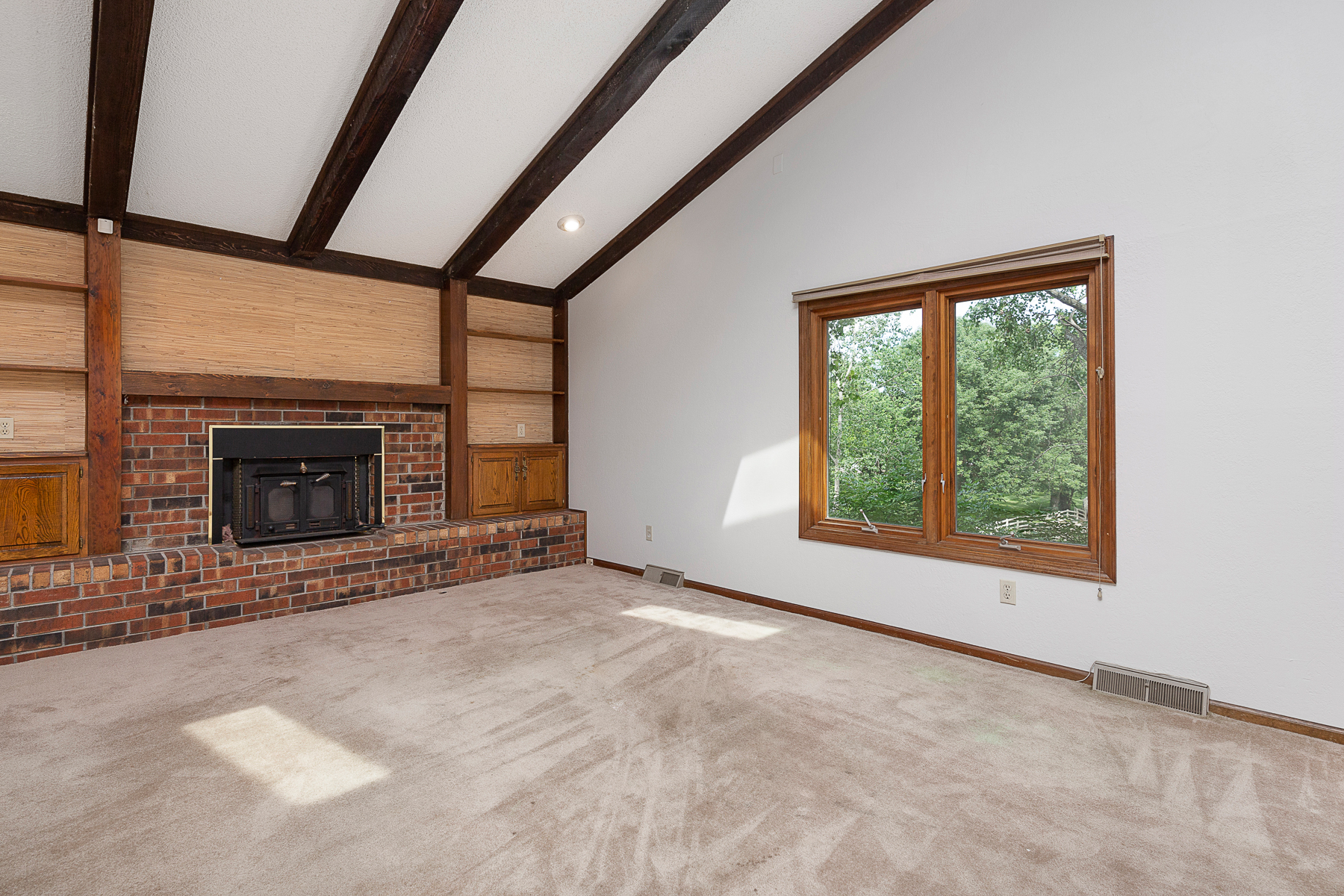 502 Woodbridge Lane - Web-911.JPG