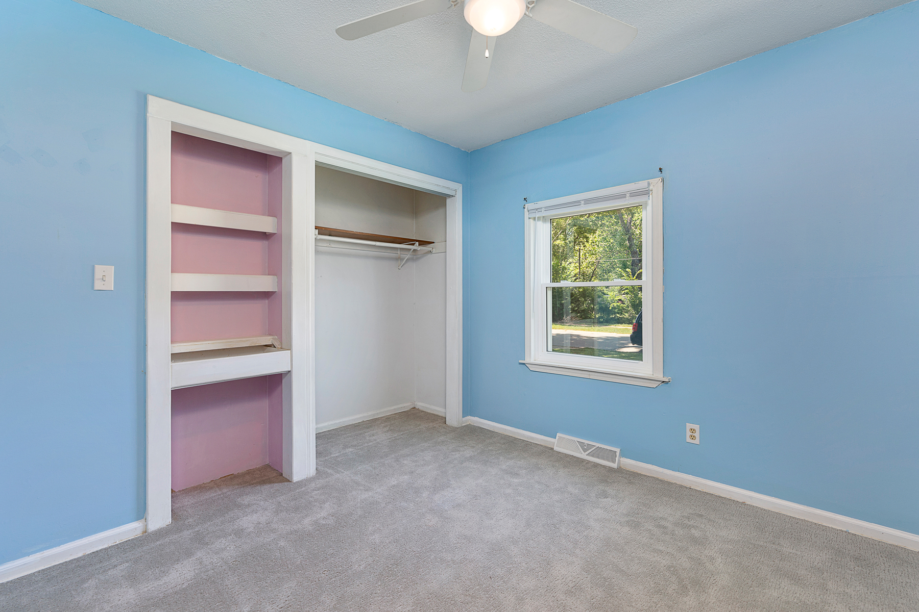 6713 East 134th Terrace - Web-216.JPG