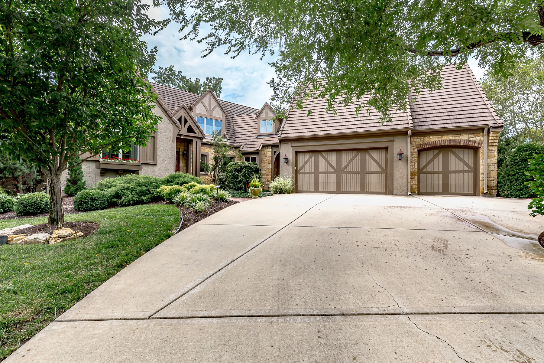 11414 Granada Court - Web-101.JPG