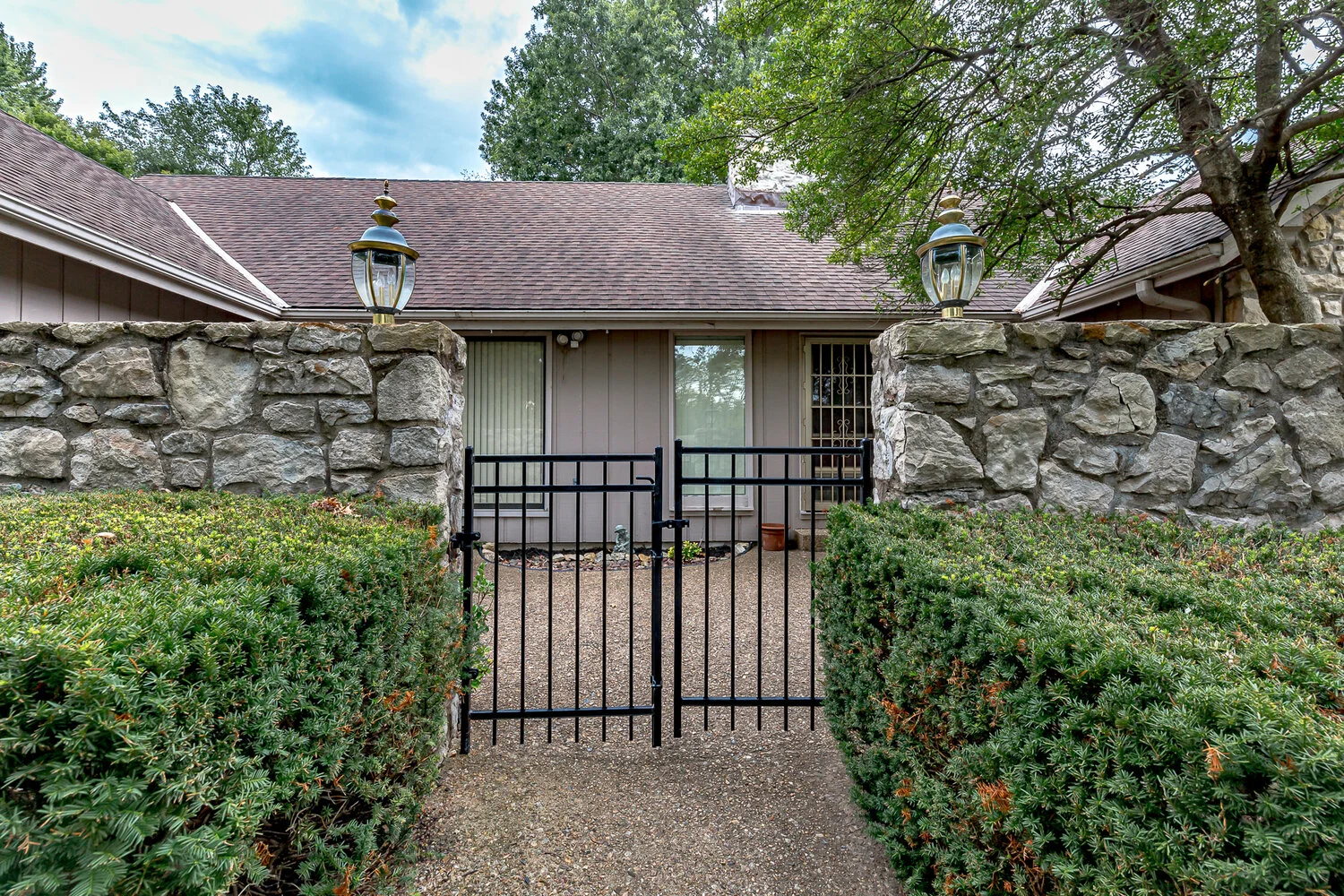 12616 Cherokee Lane - Web-103.JPG