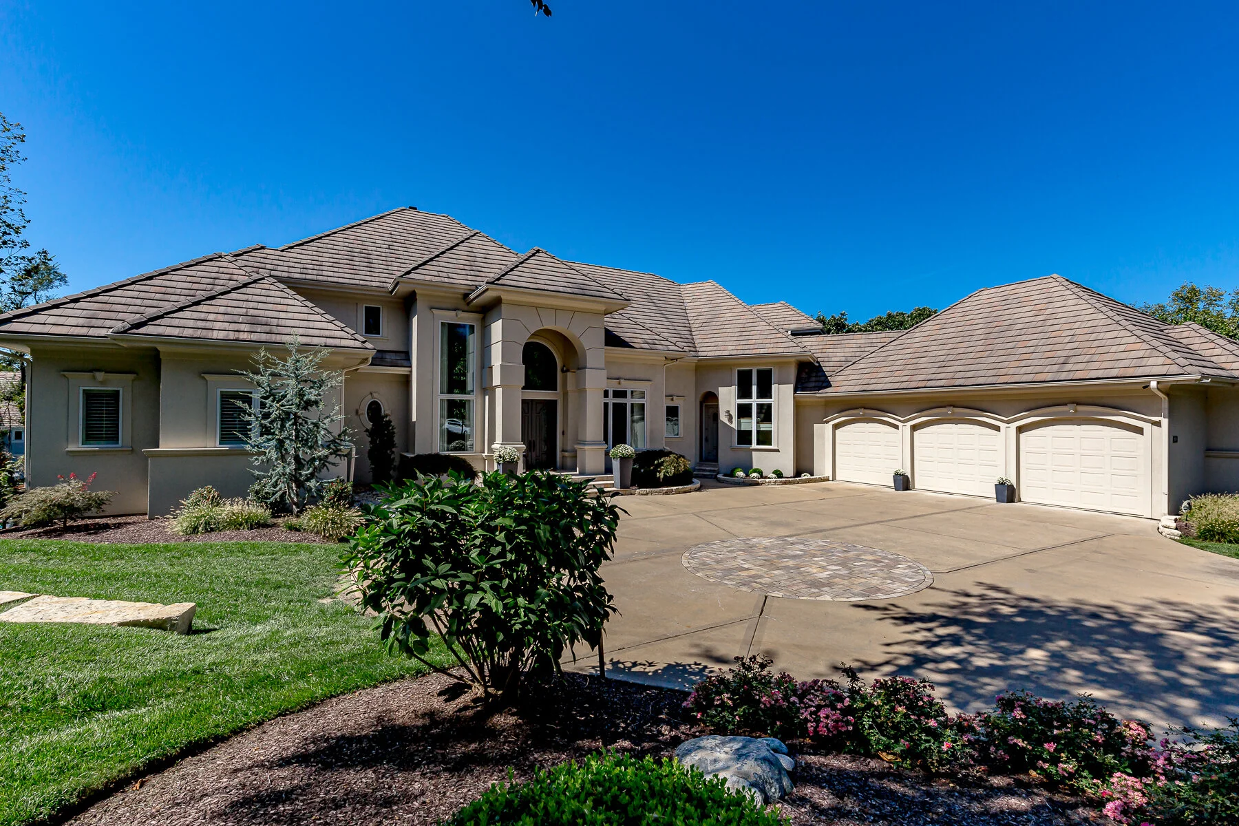 2920 W 113th St - Web-104.JPG