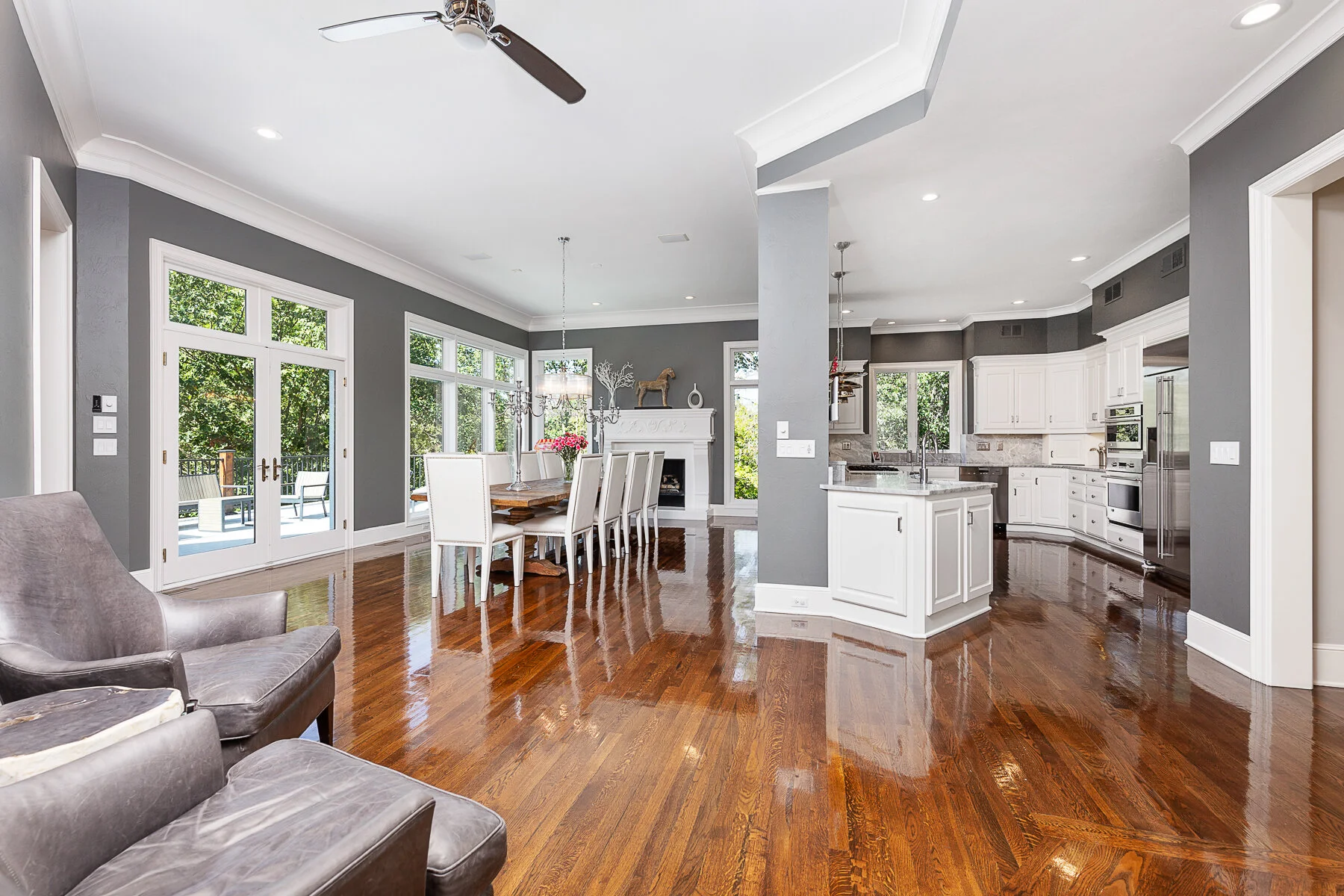 2920 W 113th St - Web-114.JPG